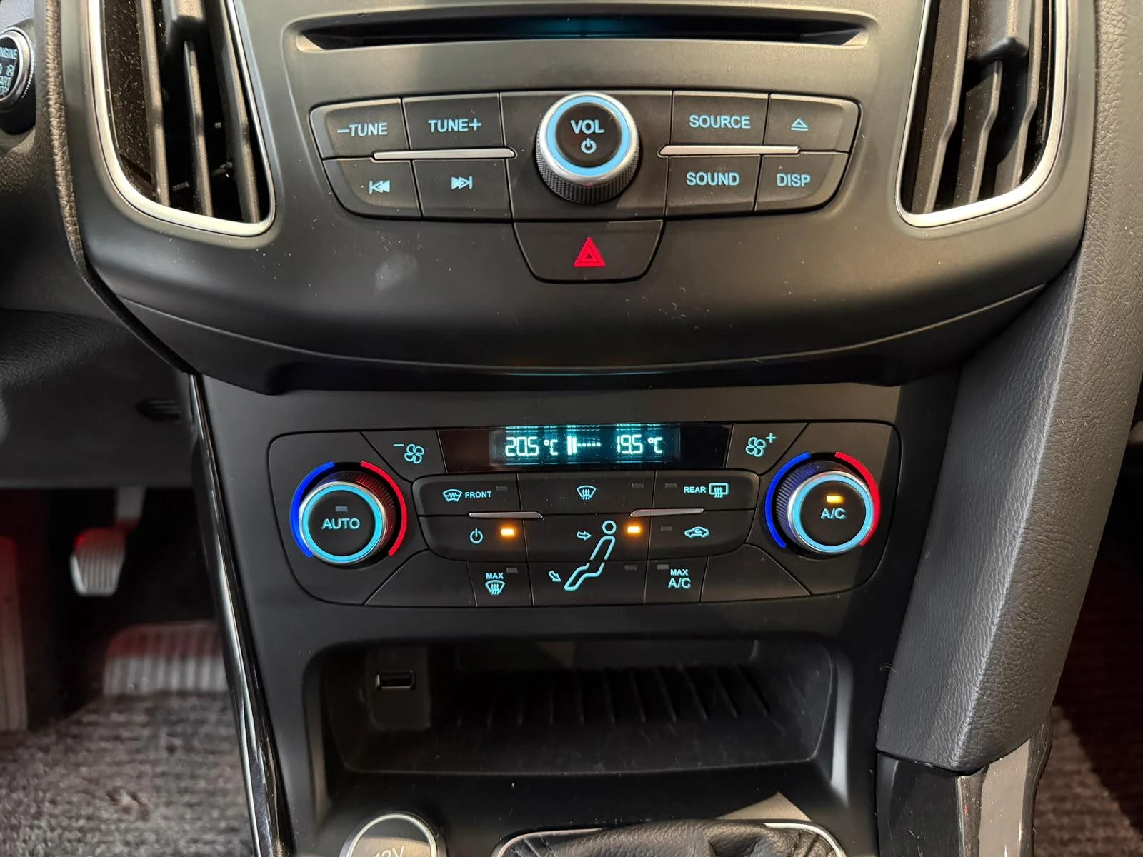 Ford-Focus-image-8