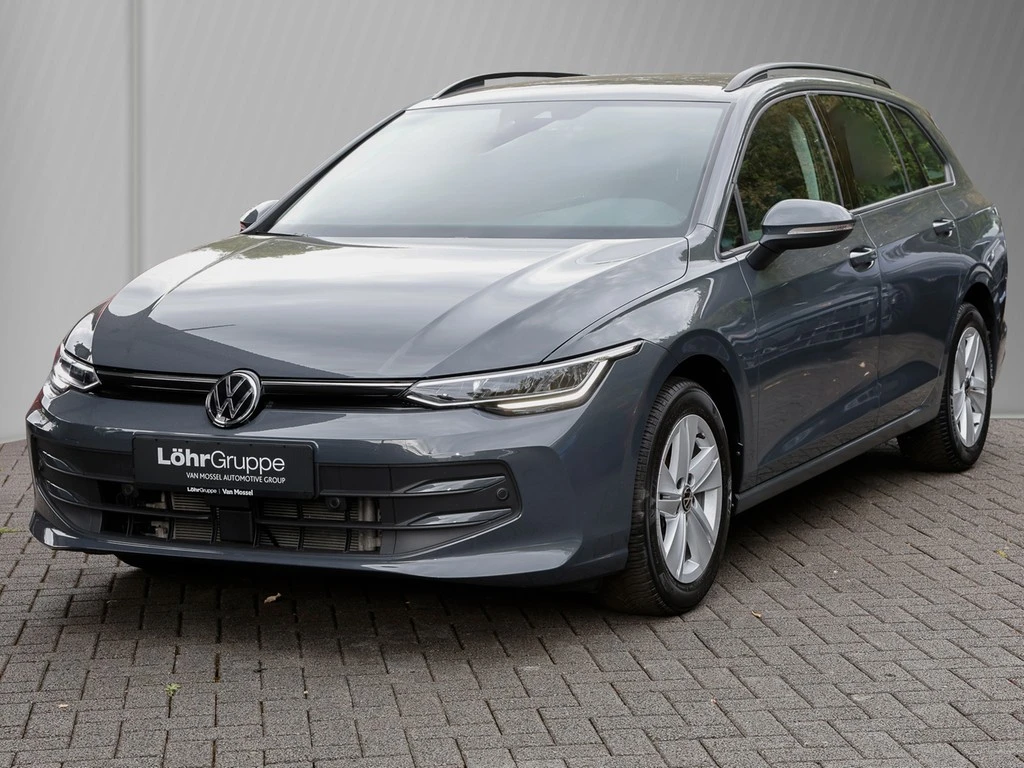 Volkswagen-Golf-image-1