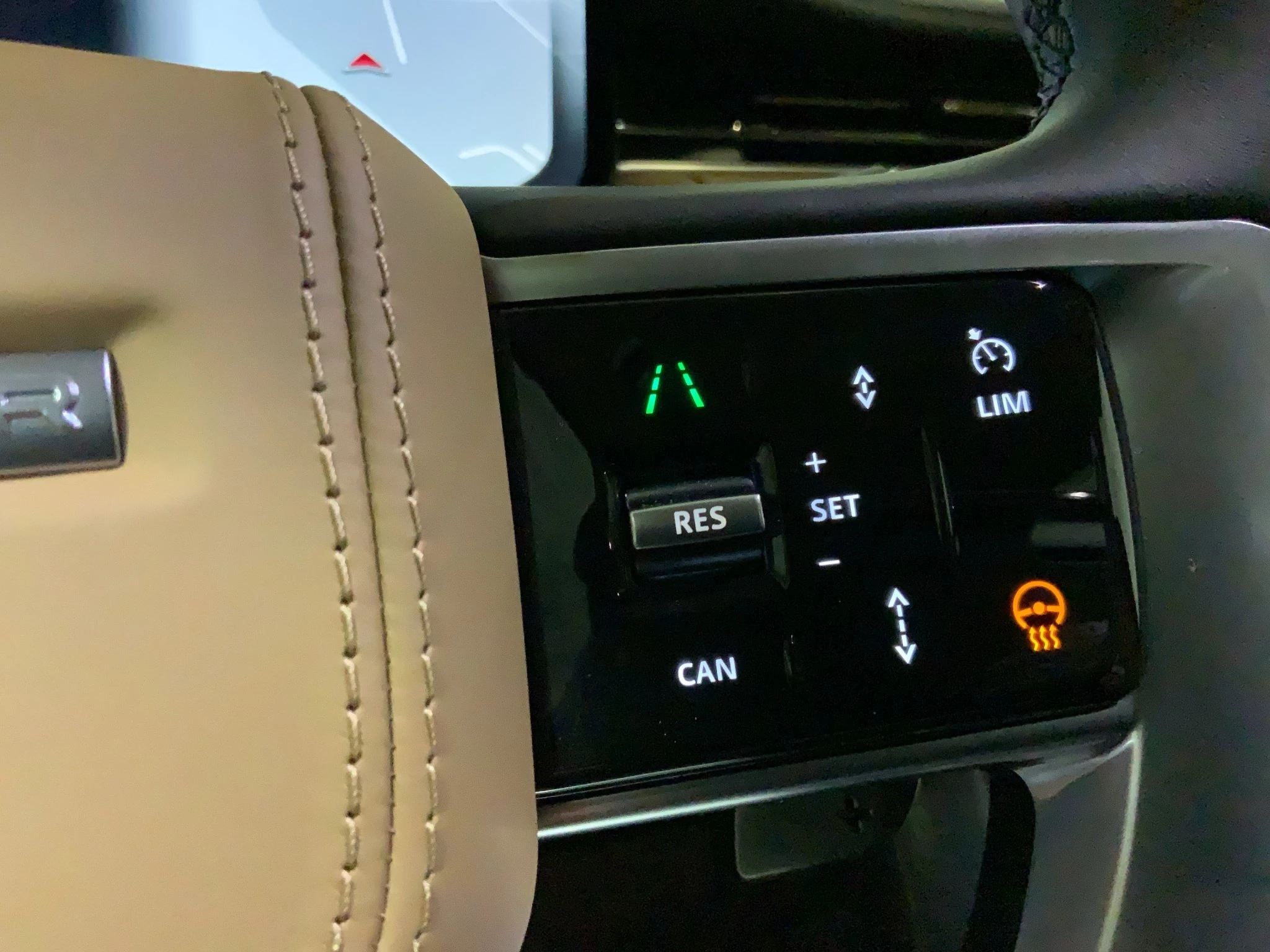 Land Rover-Range Rover-image-23