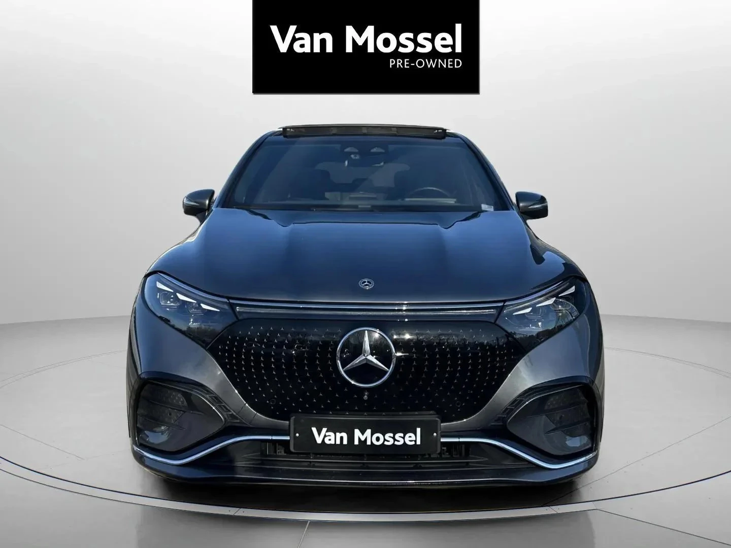 Mercedes-Benz-EQS-image-1