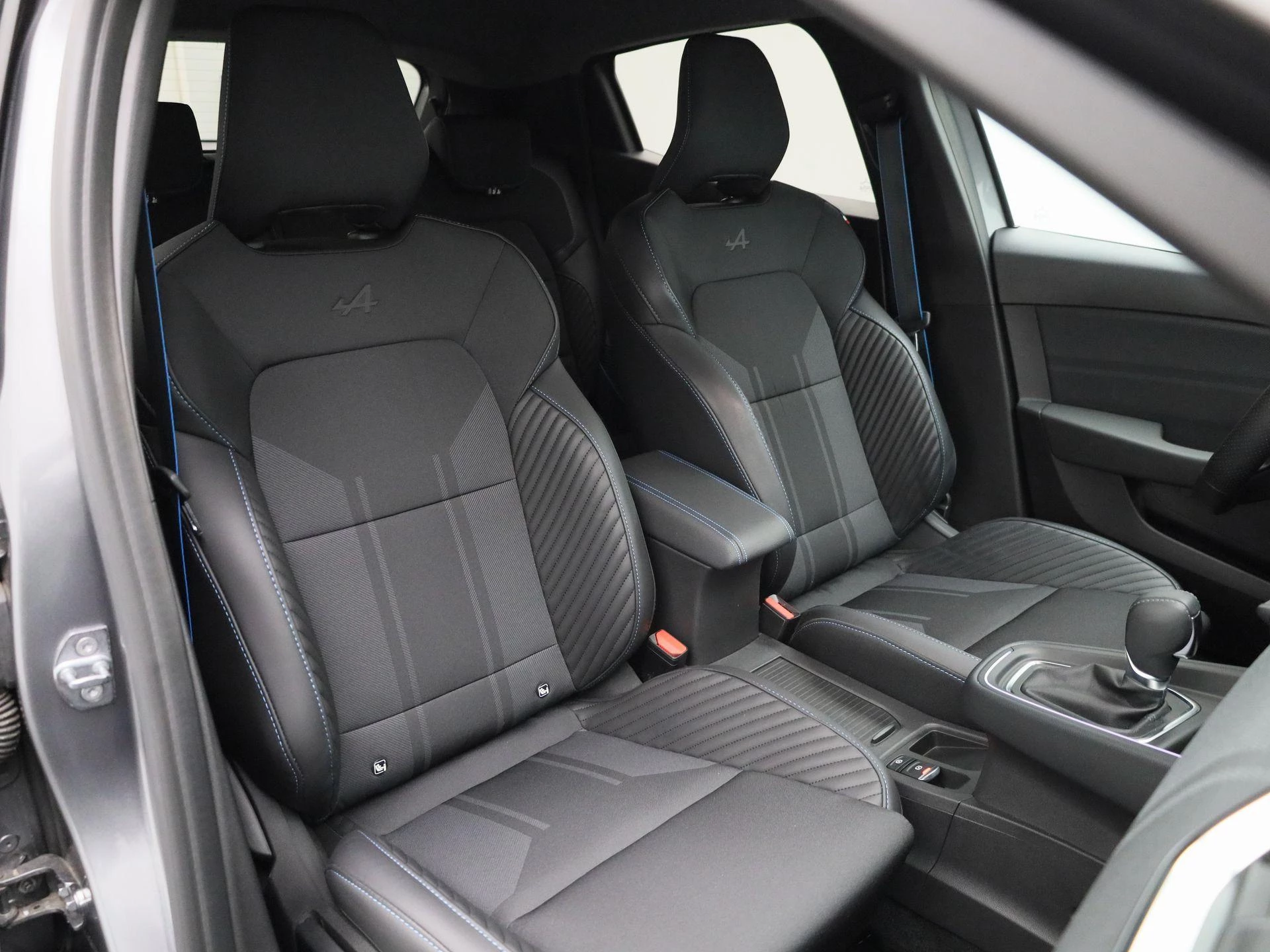 Renault-Clio-image-40