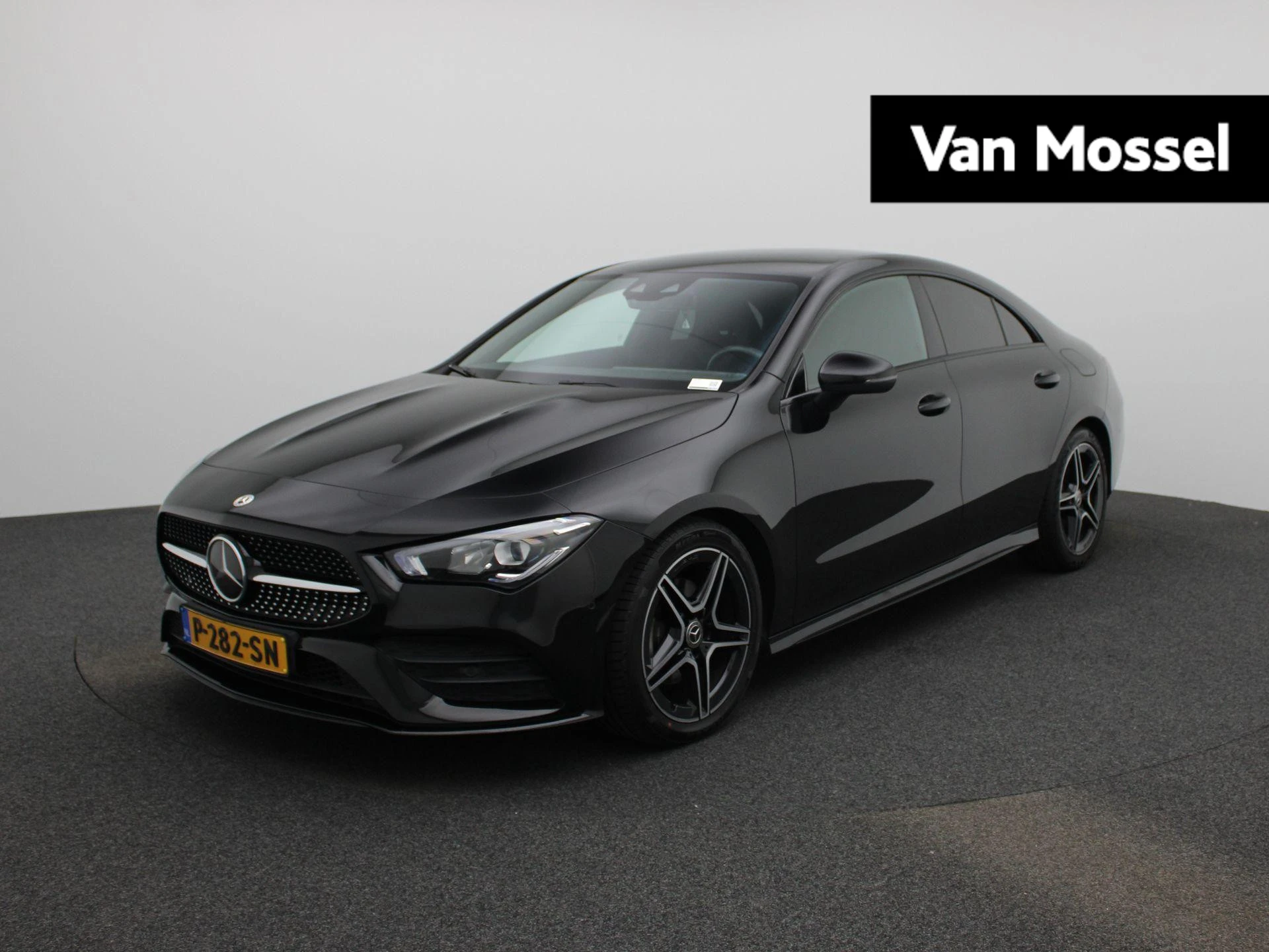 Mercedes-Benz-CLA-image-0
