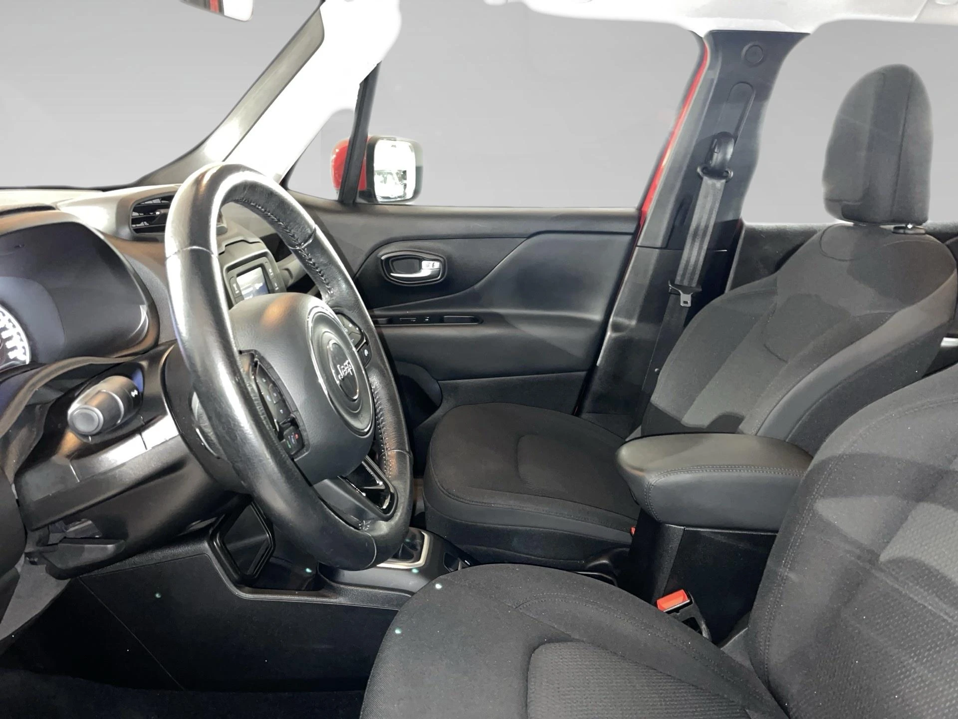 Jeep-Renegade-image-3