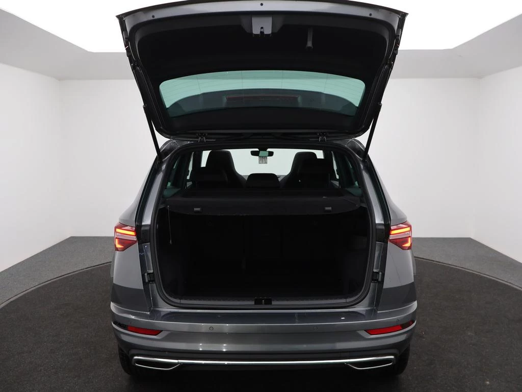 Škoda Karoq Karoq Sportline 1.5TSI AUTOMAAT*PANODAK*VIRTUAL COCKPIT*SPORTZETELS*ACC*PDC ACHTER*...*