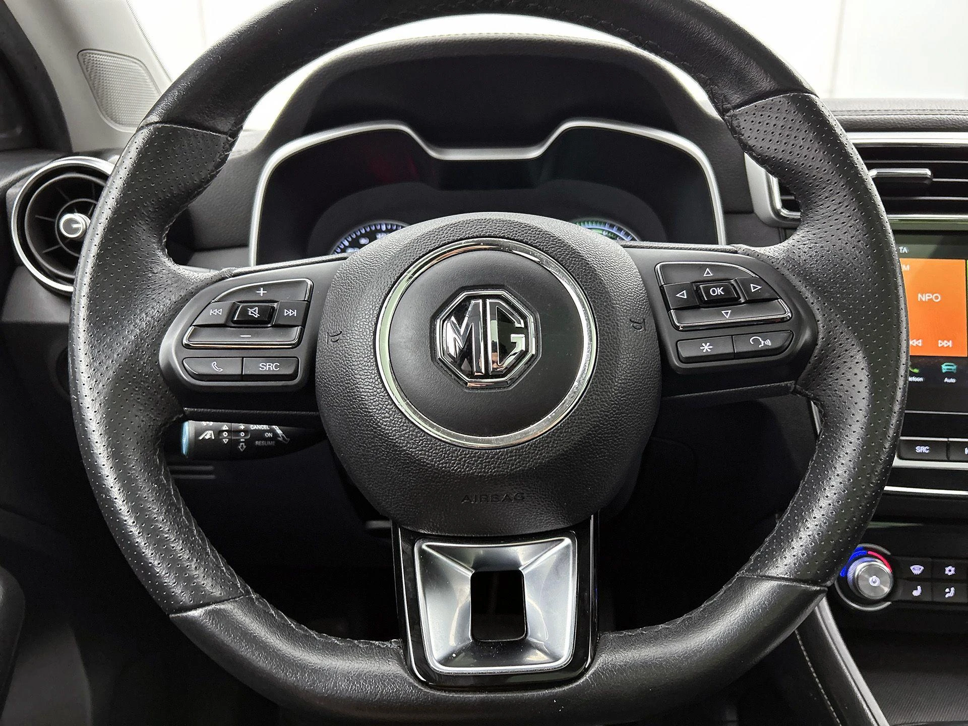 MG-ZS EV-image-32
