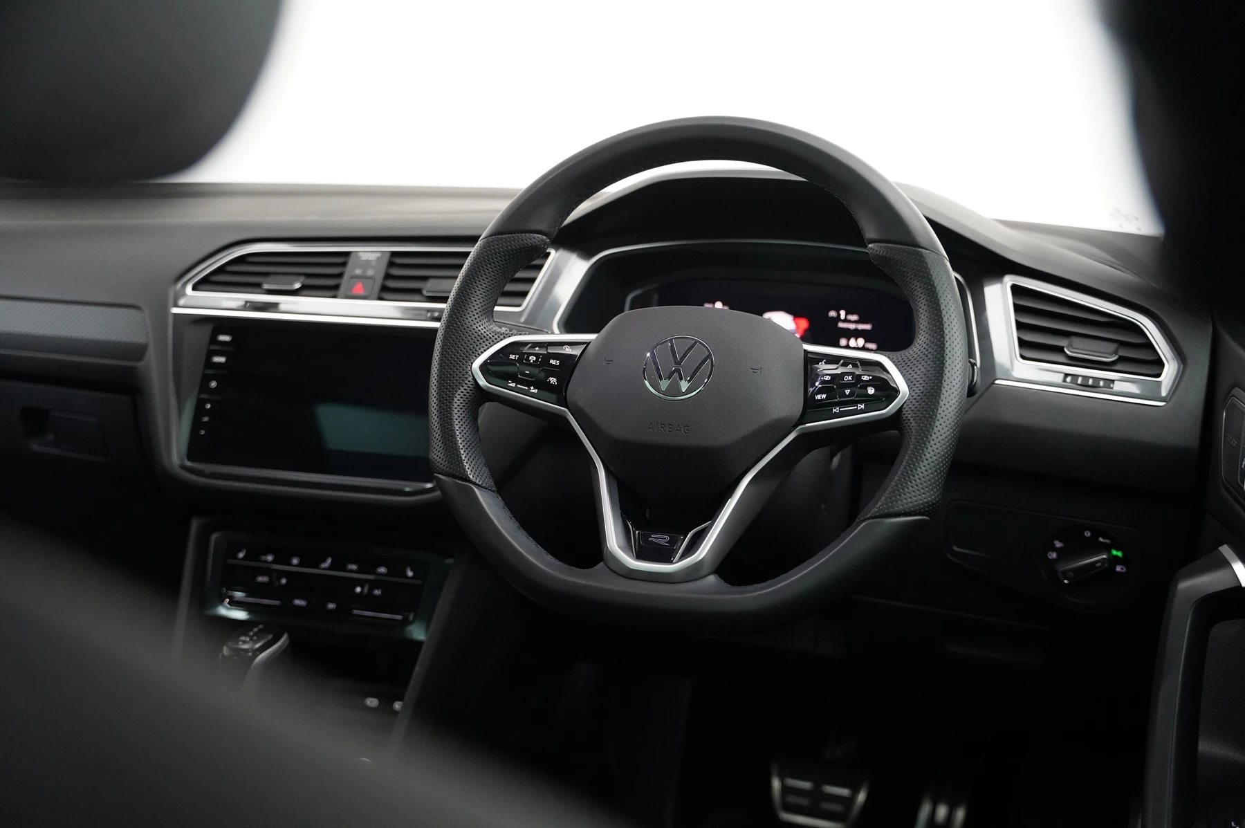 Volkswagen-Tiguan Allspace-image-8
