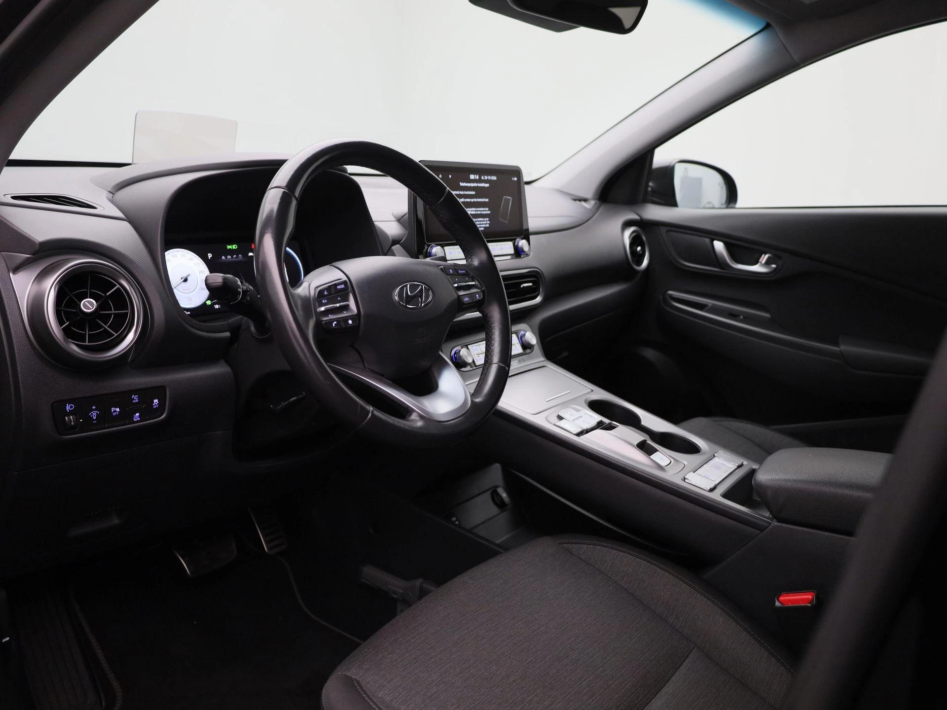 Hyundai-Kona-image-32