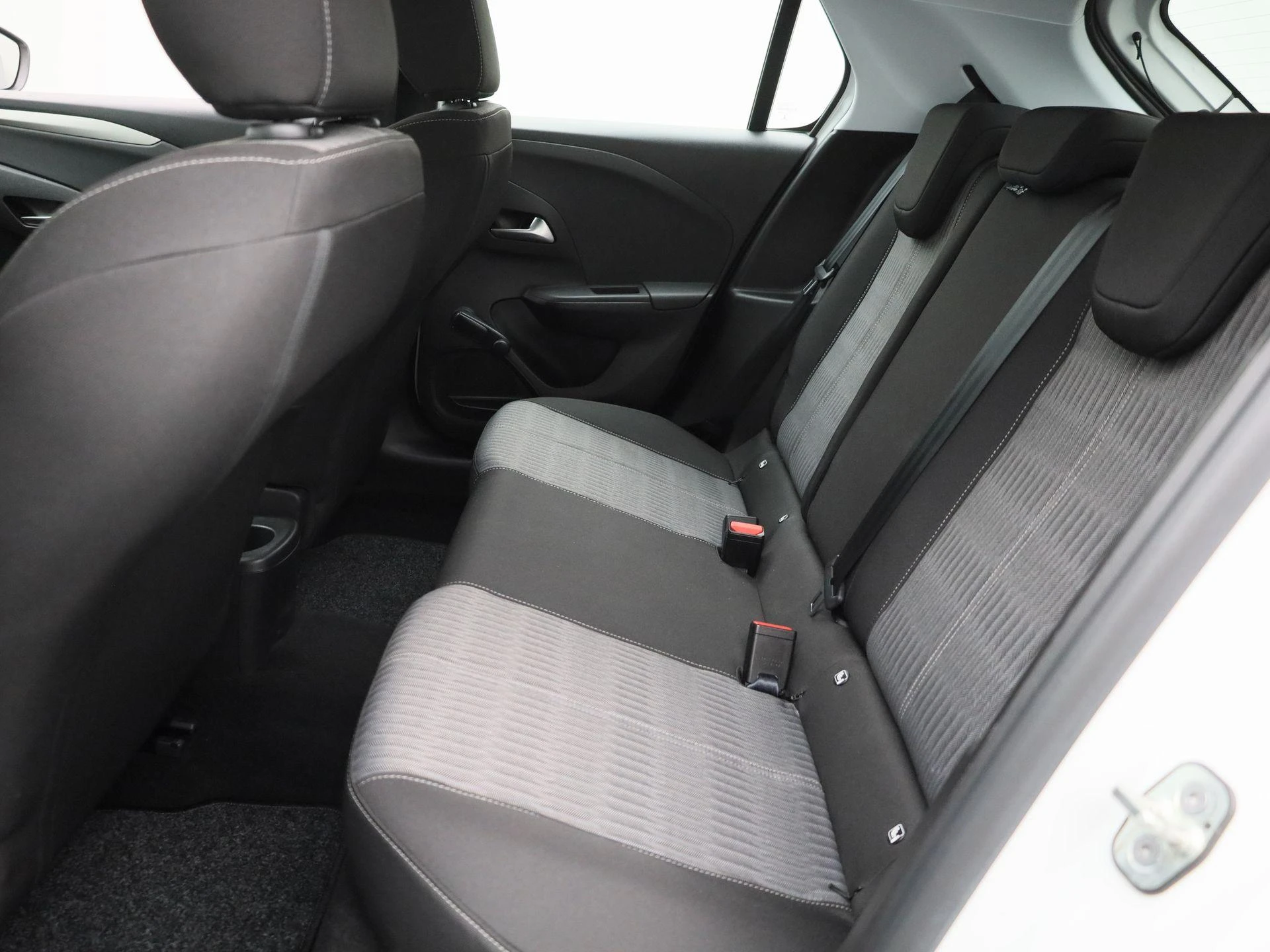 Opel-Corsa-image-11