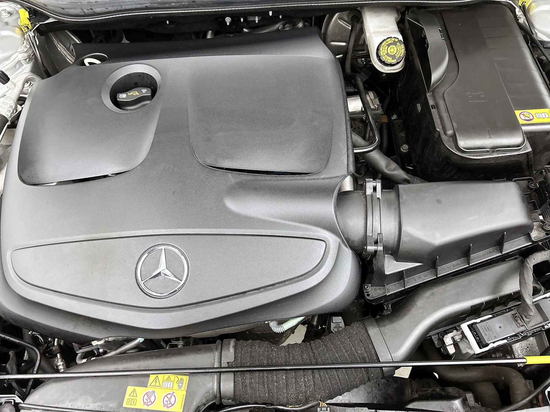 Mercedes-Benz-GLA-image-28