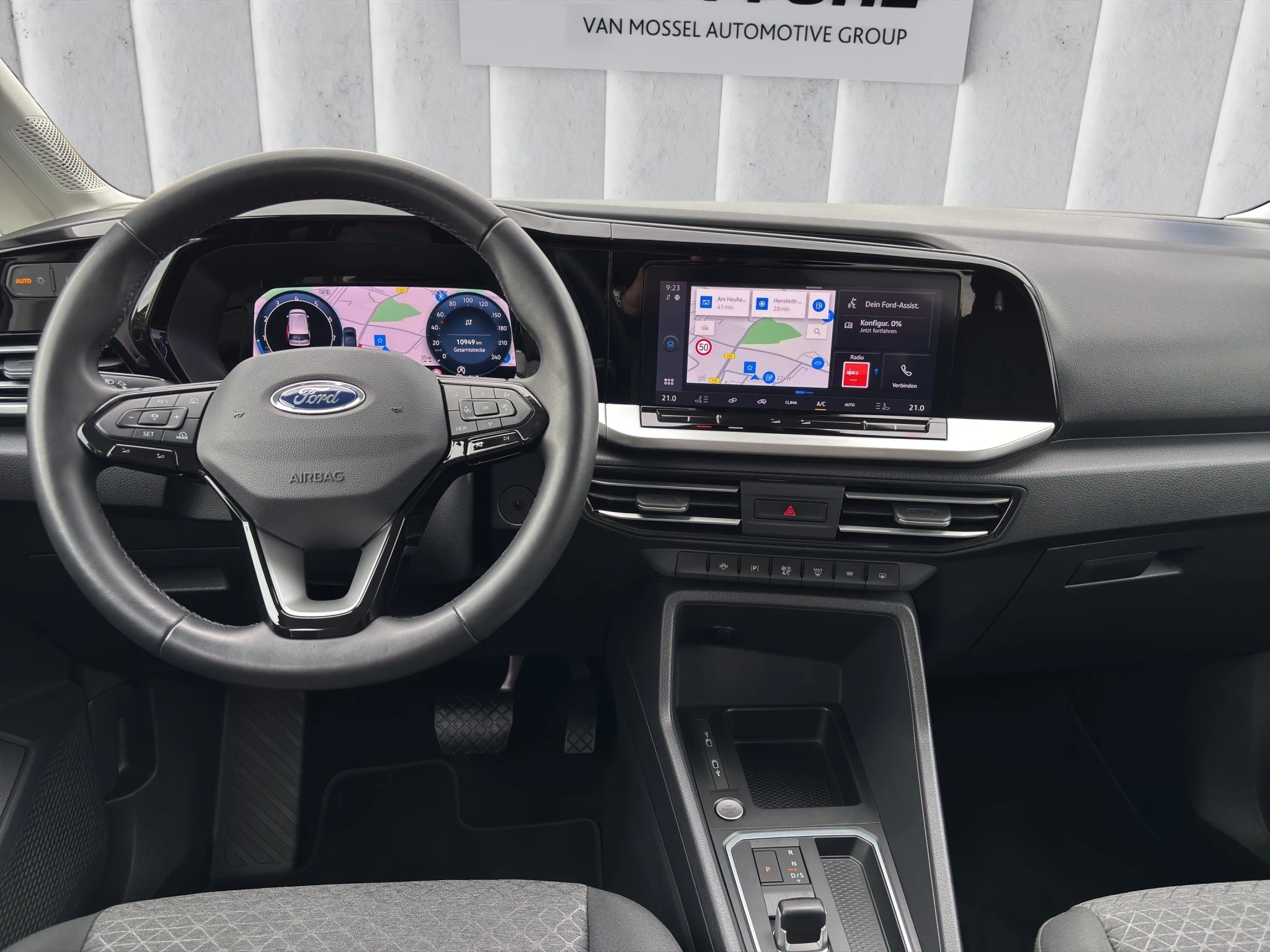 Ford-Tourneo Connect-image-11