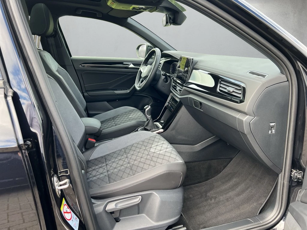 Volkswagen T-Roc 1.5 TSI R-Line *Pano*