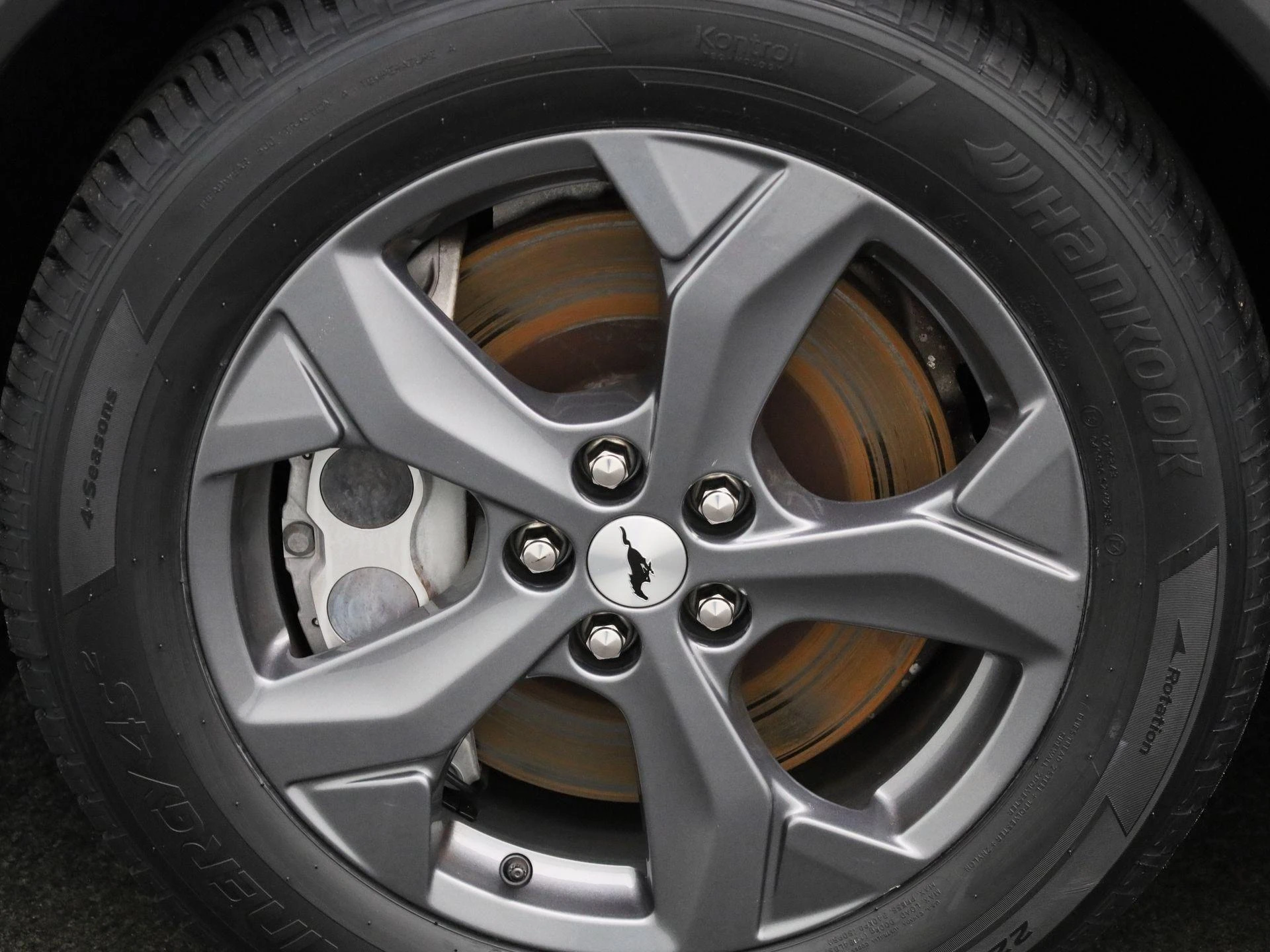 Ford-Mustang Mach-E-image-15