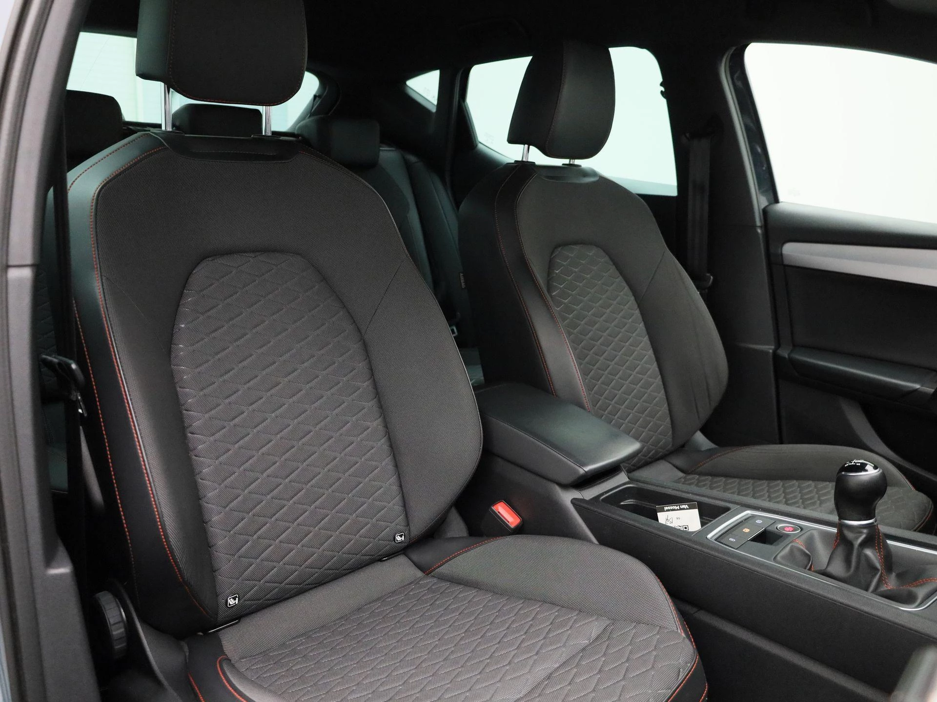 SEAT-Leon-image-34