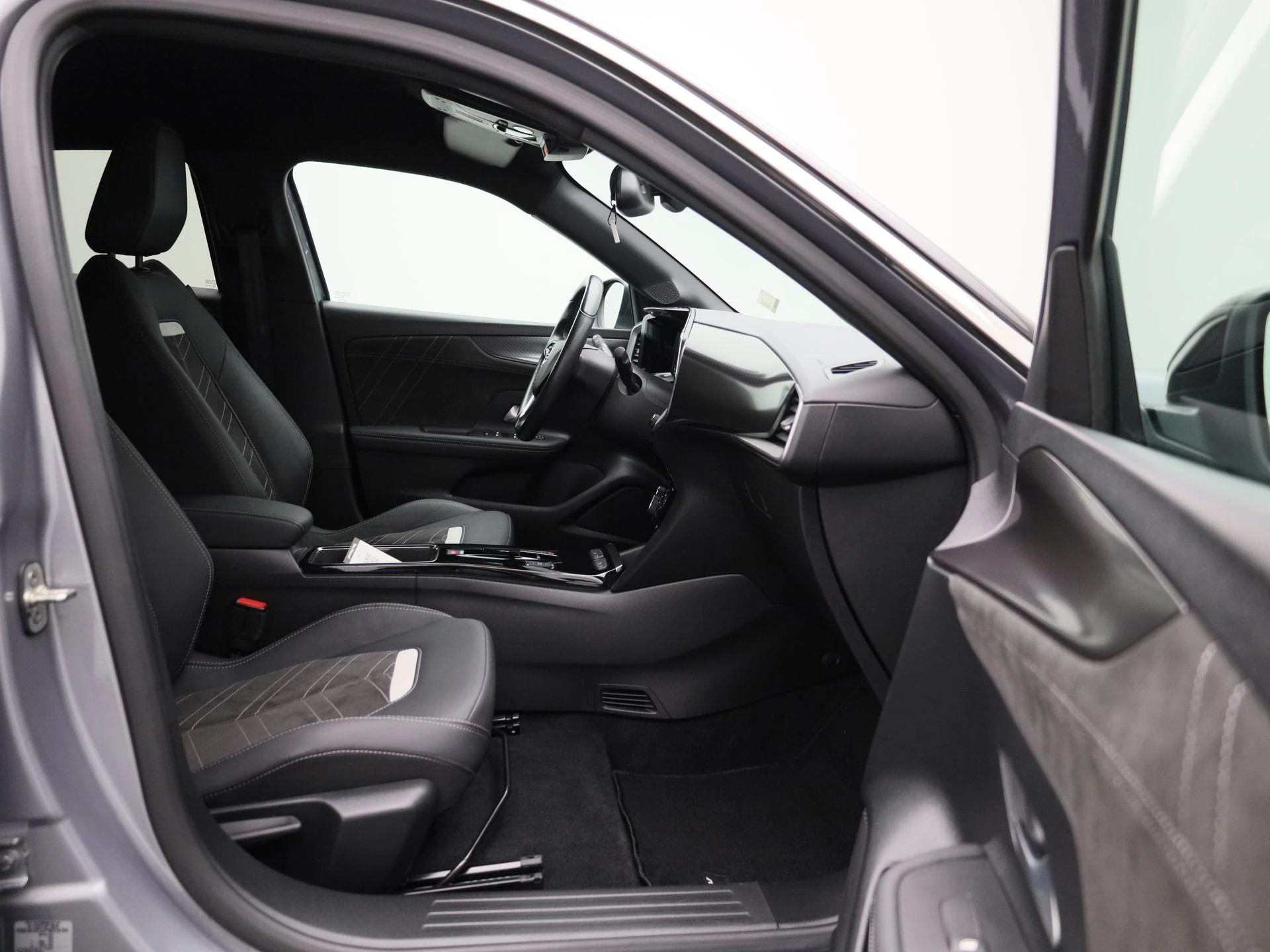 Opel-Mokka-e-image-35