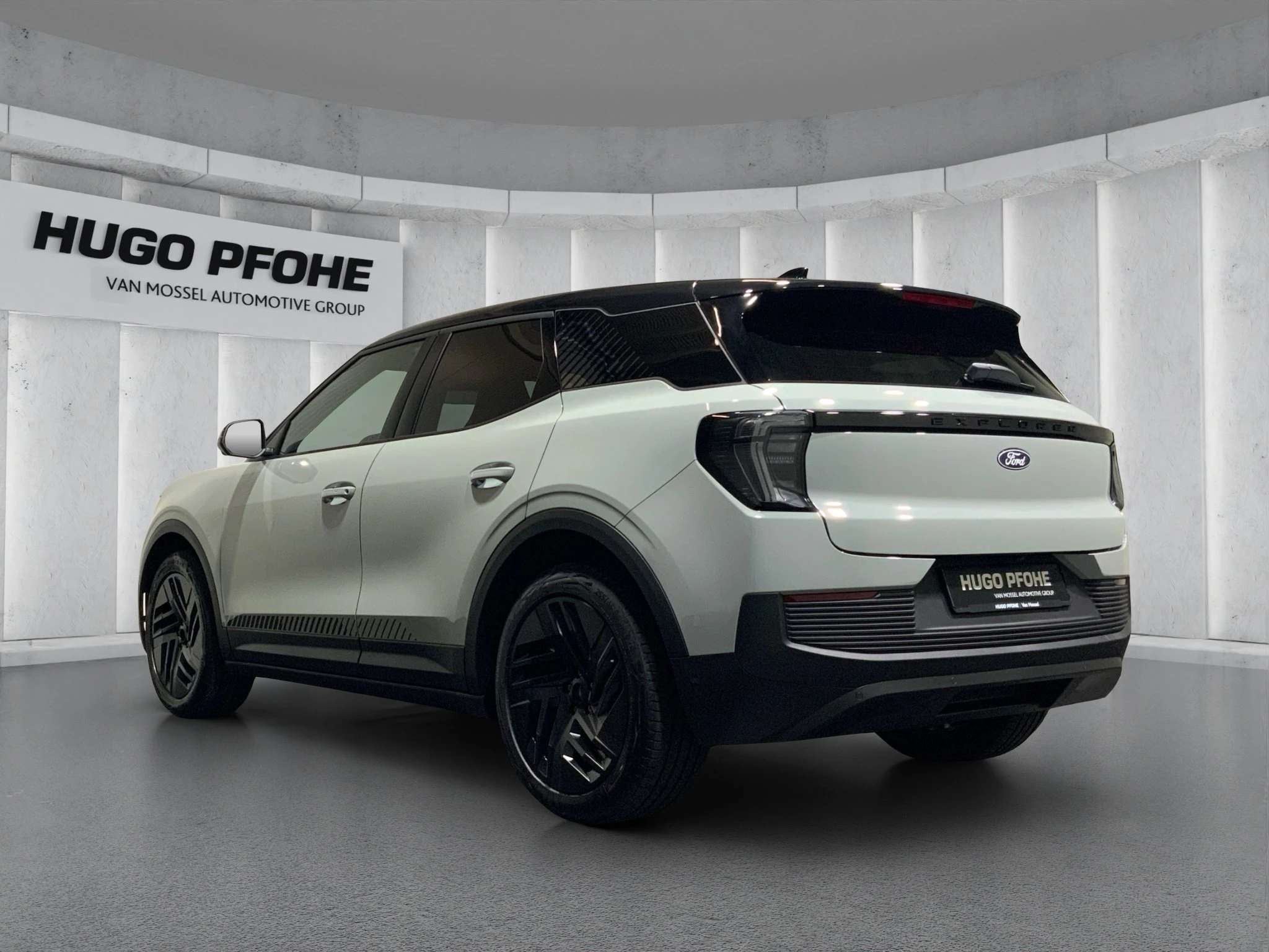 Ford Explorer Collection Extended Range 79kWh RWD Sports Utility Vehicle. 210 kW. 5-türig. MJ 2026.75