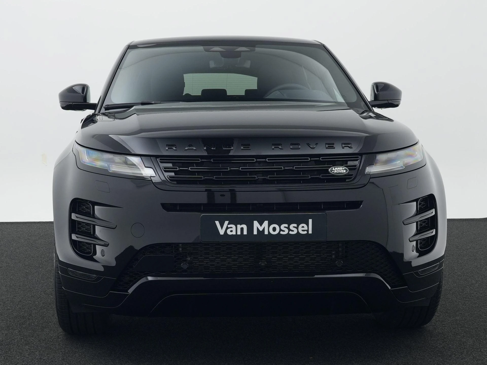 Land Rover-Range Rover Evoque-image-3