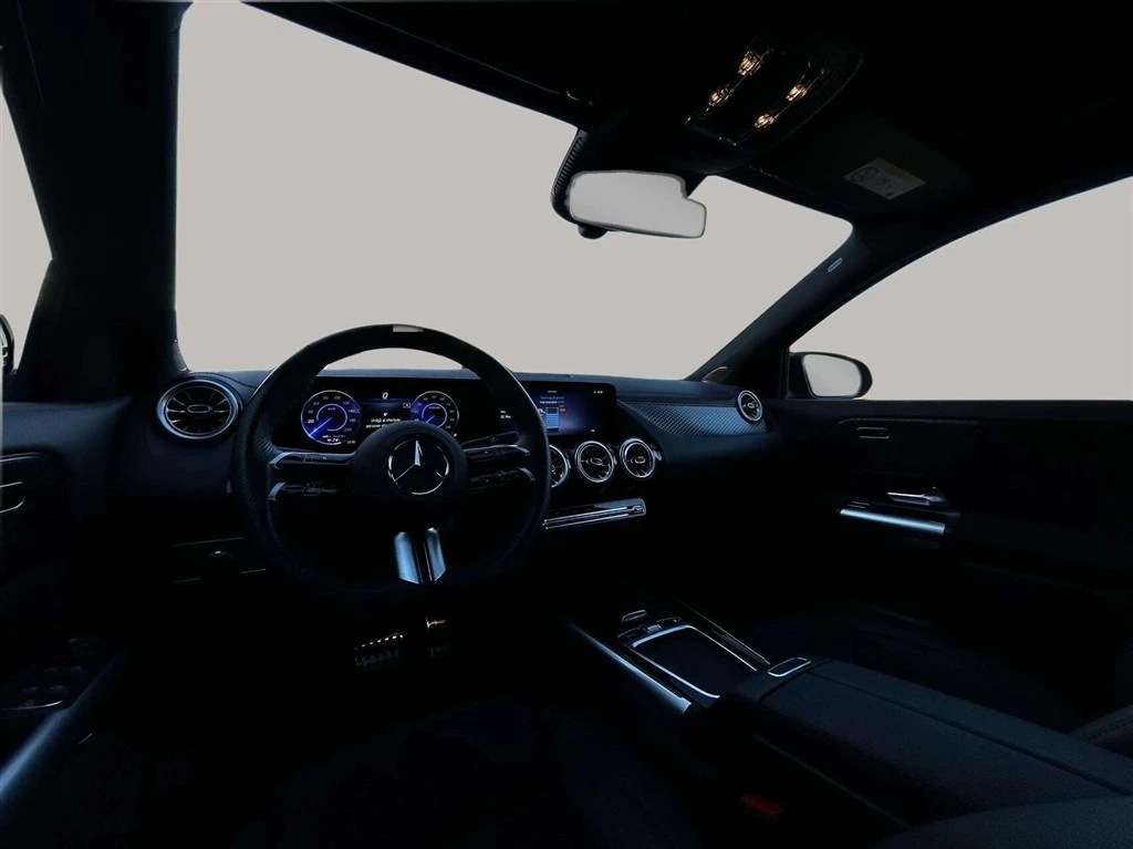 Mercedes-Benz-EQA-image-10