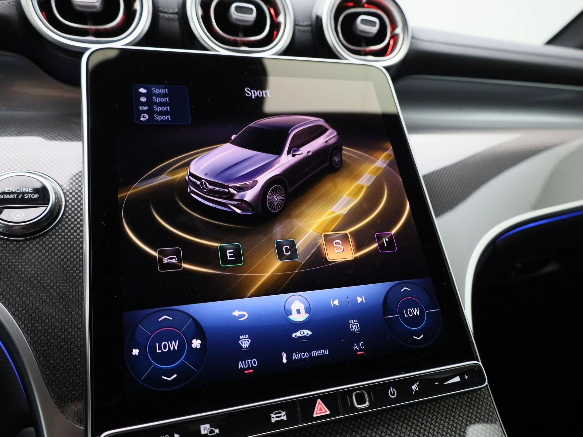 Mercedes-Benz-GLC-image-23
