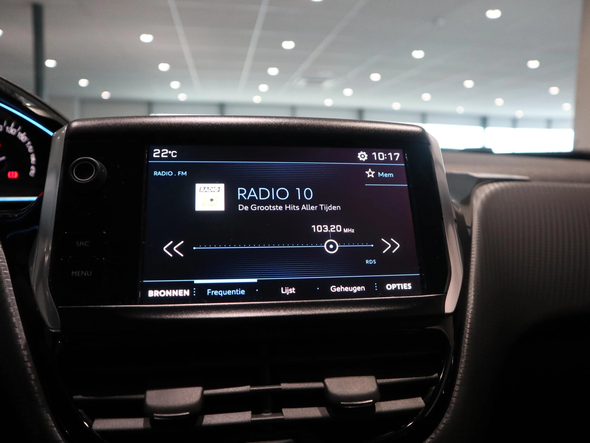 Peugeot-2008-image-14