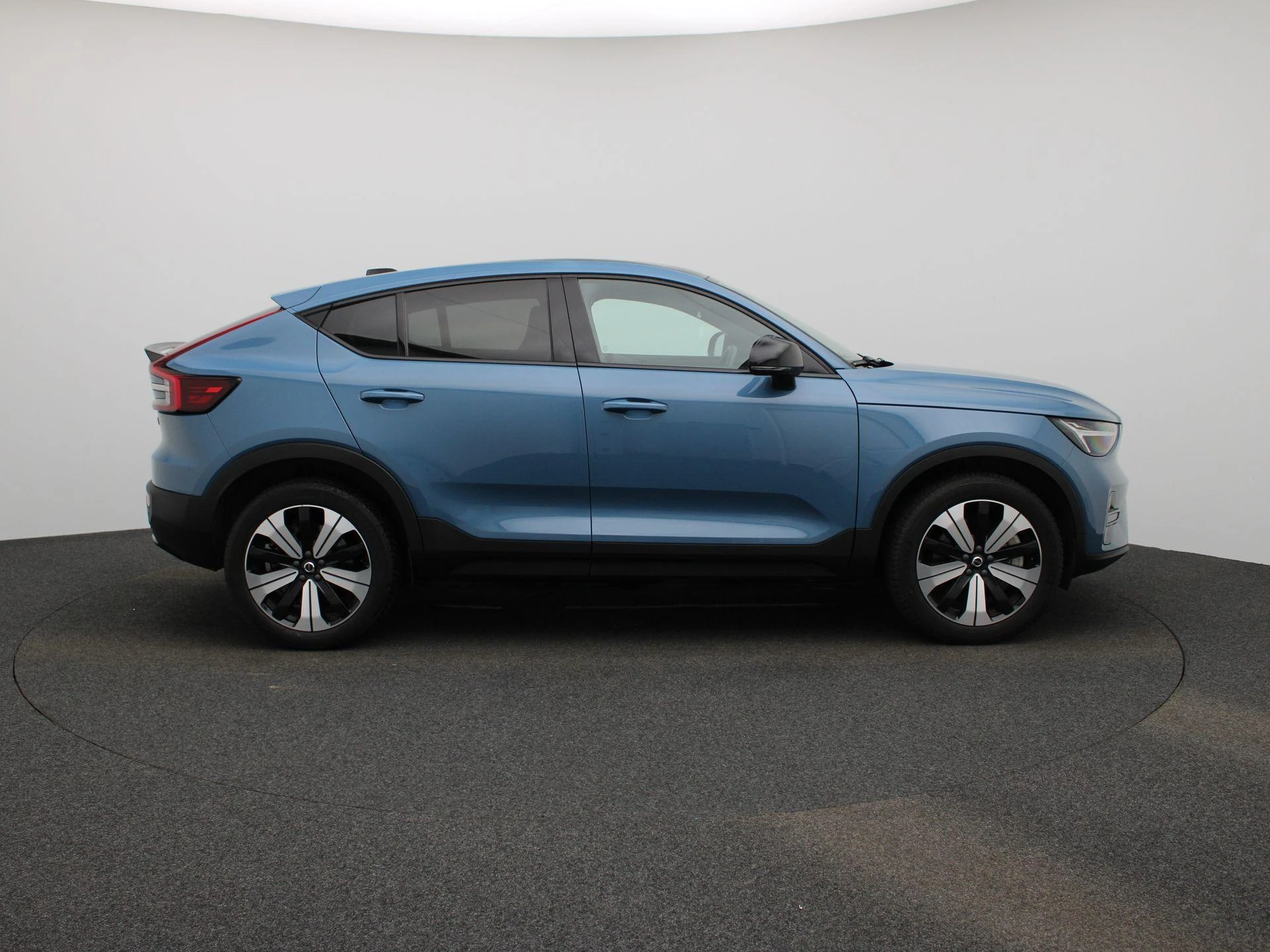 Volvo-C40-image-5