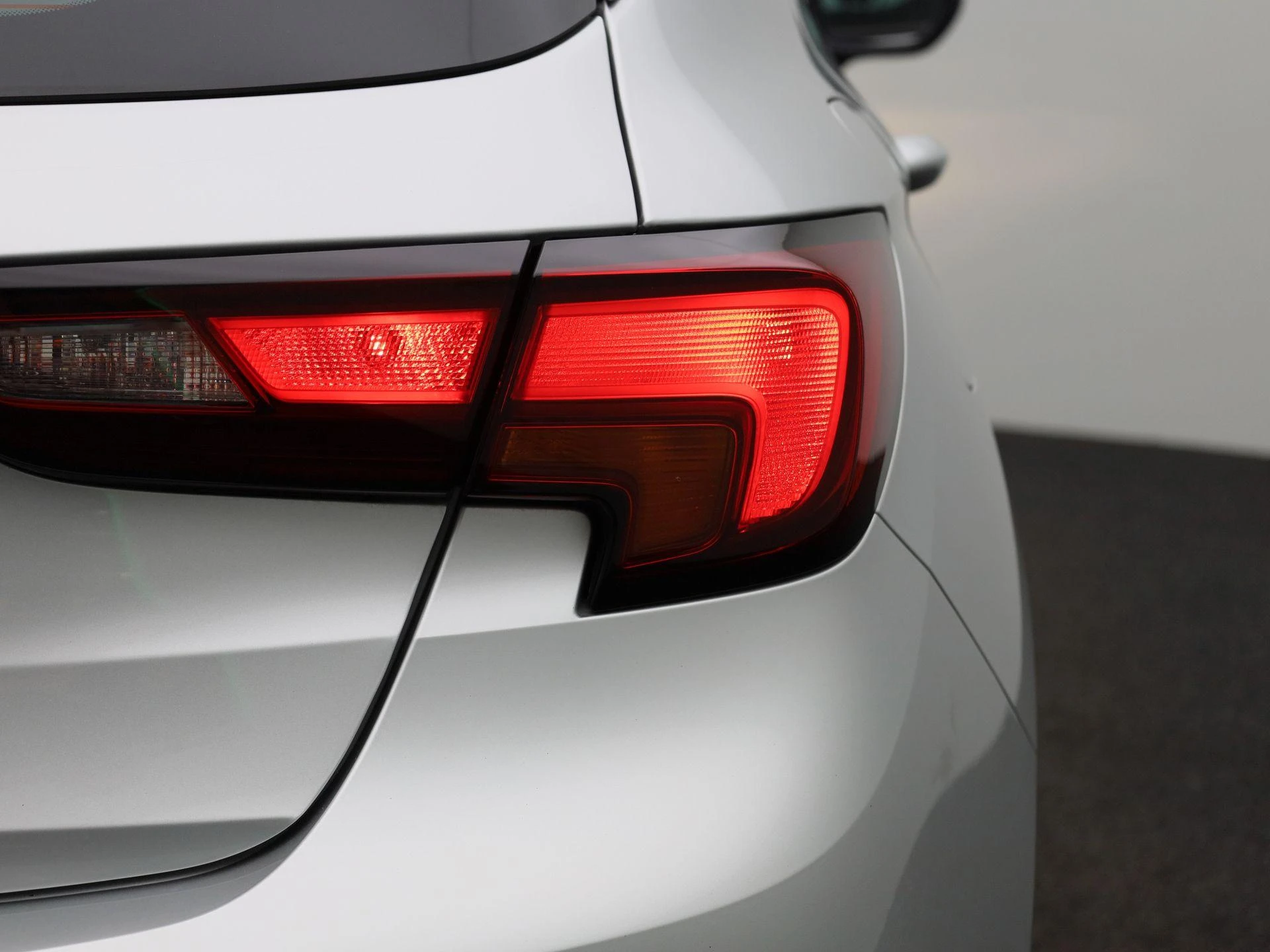 Opel-Astra-image-31
