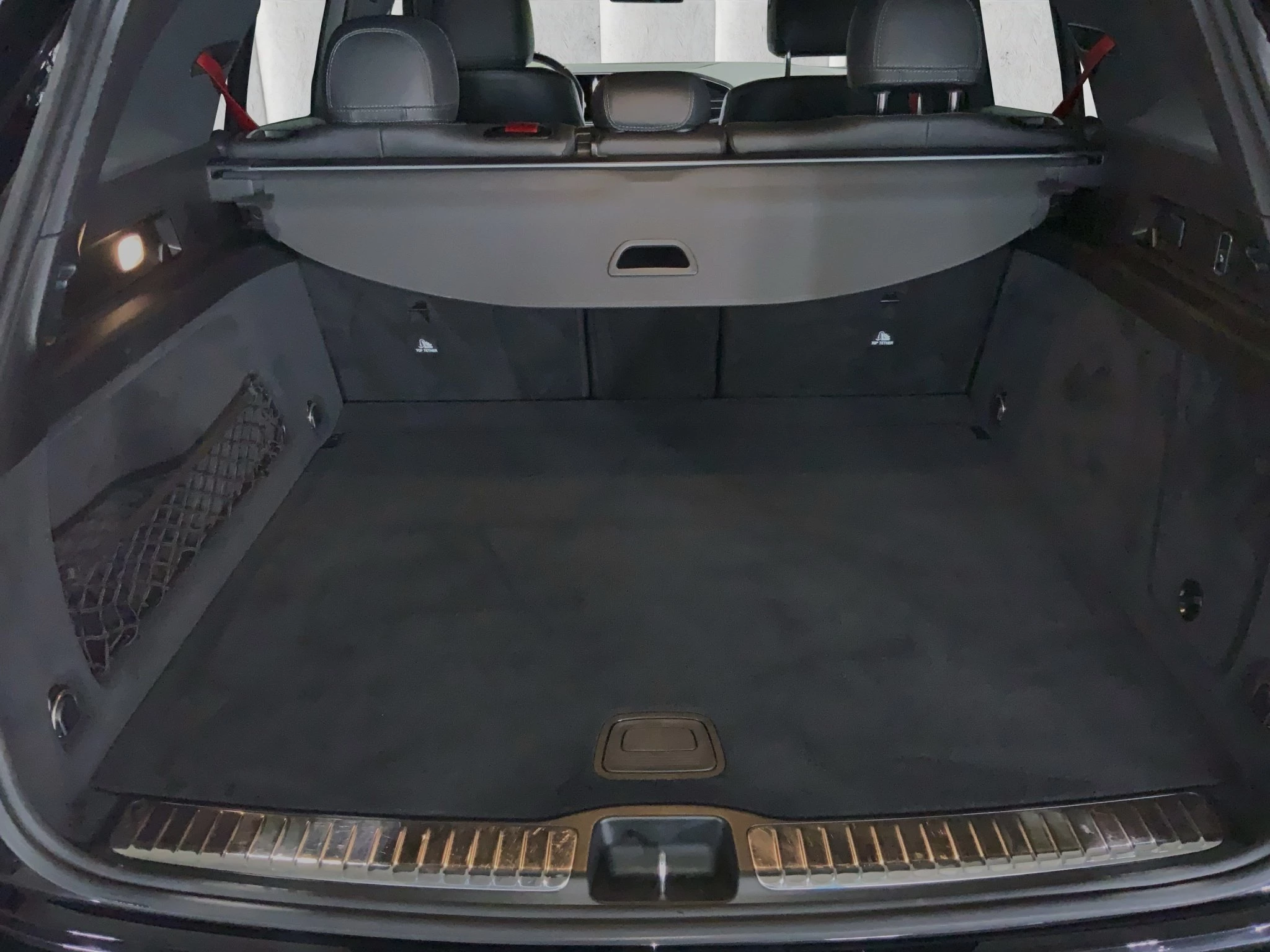 Mercedes-Benz-GLE-image-16