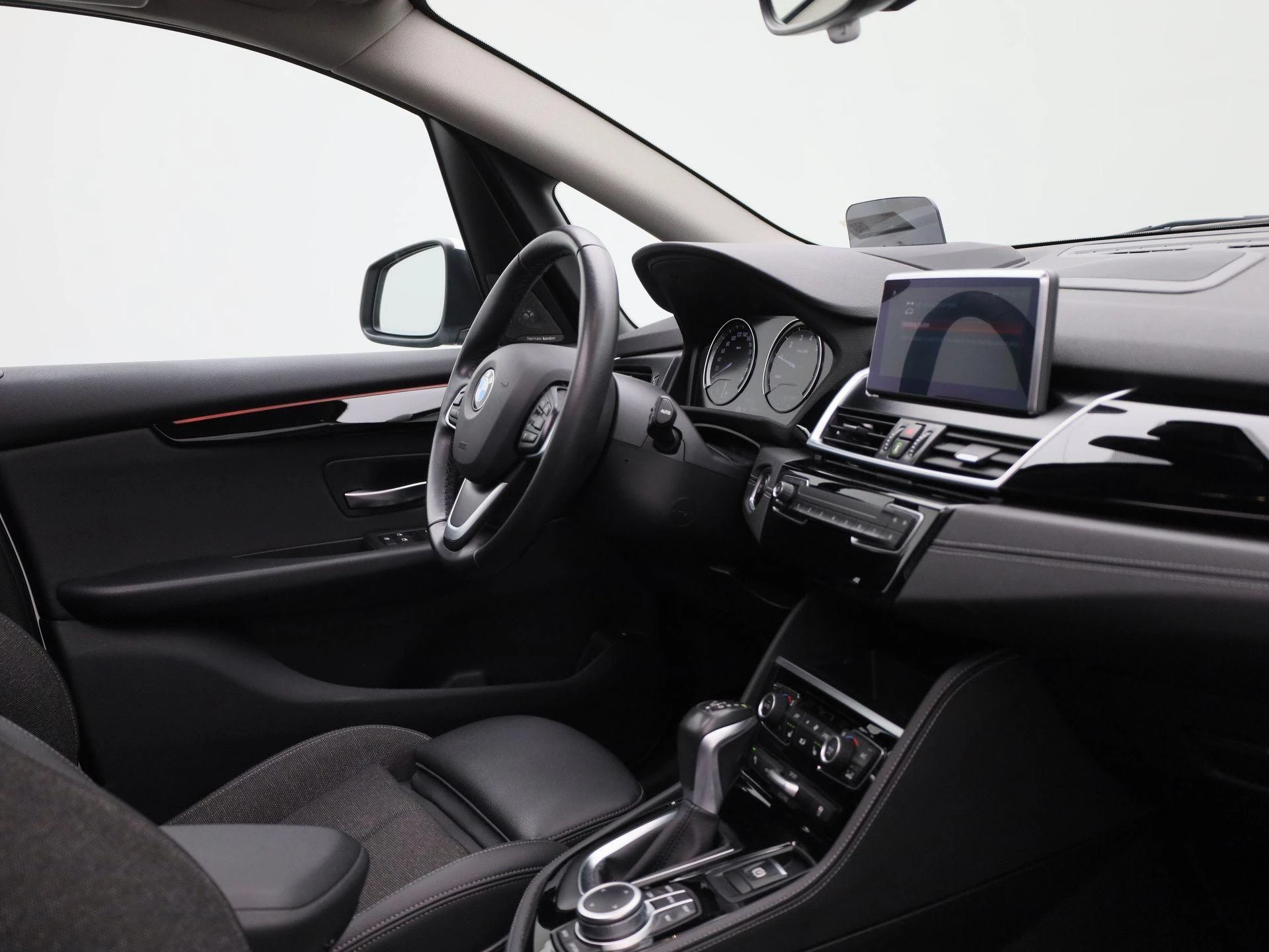 BMW-2 Serie-image-34