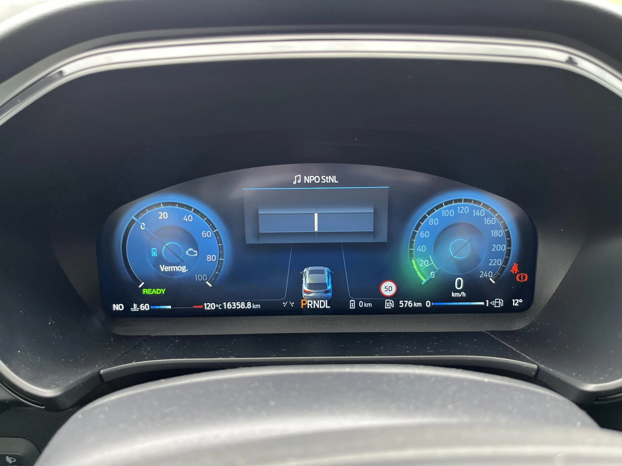 Ford-Kuga-image-21