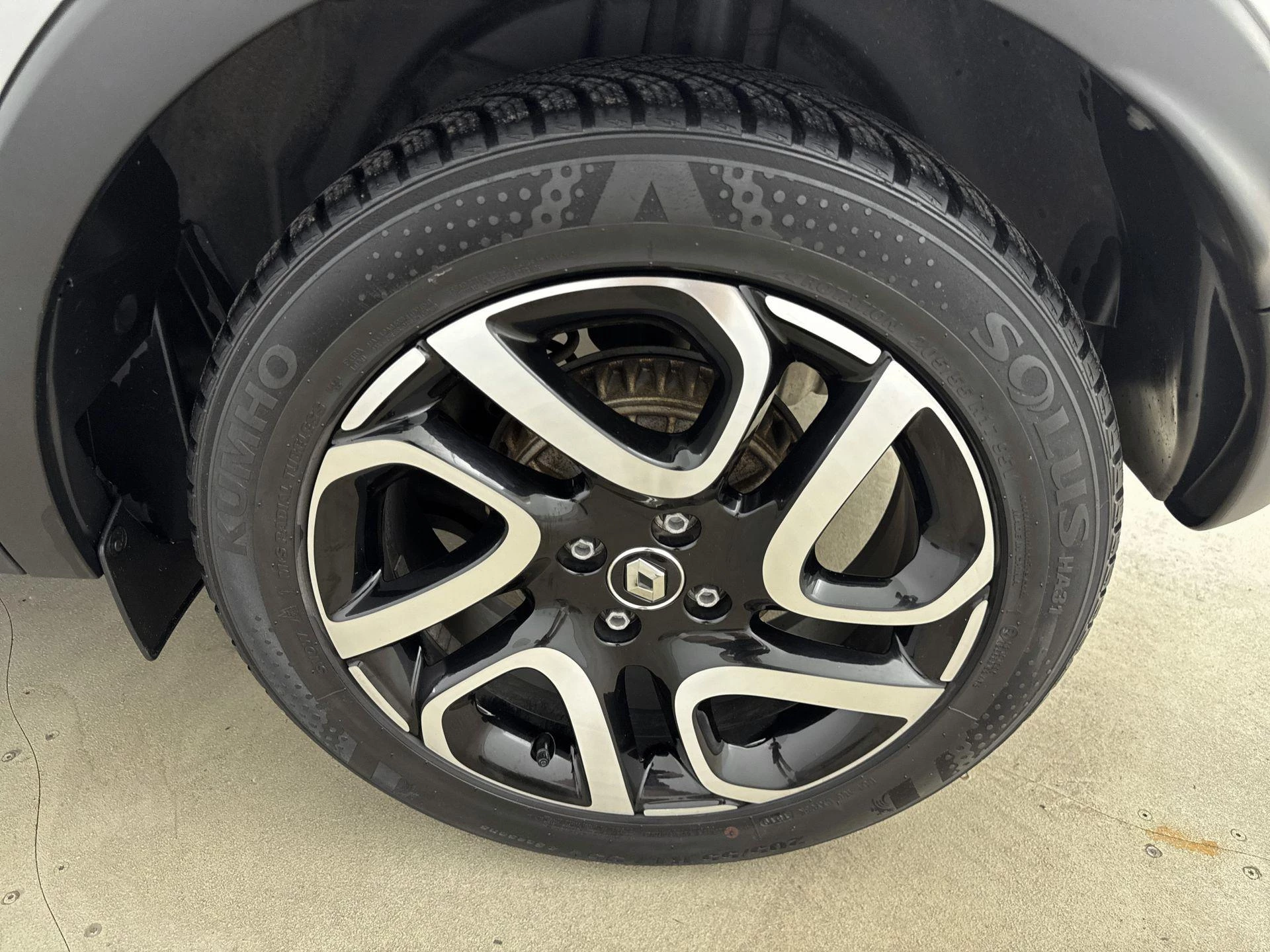Renault-Captur-image-24