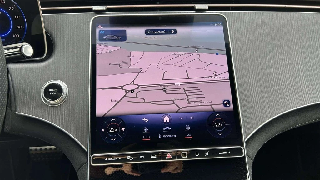 Mercedes-Benz-EQE-image-15