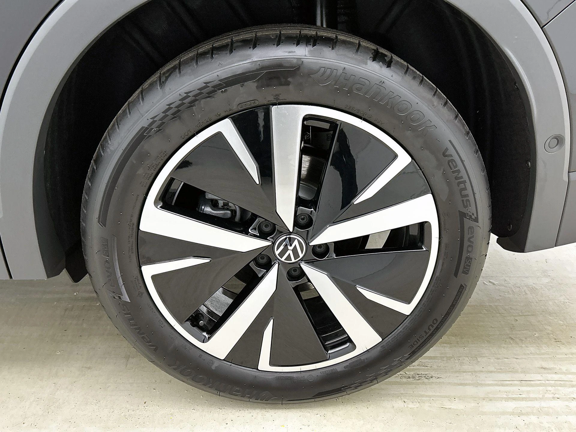 Volkswagen-Tiguan-image-39