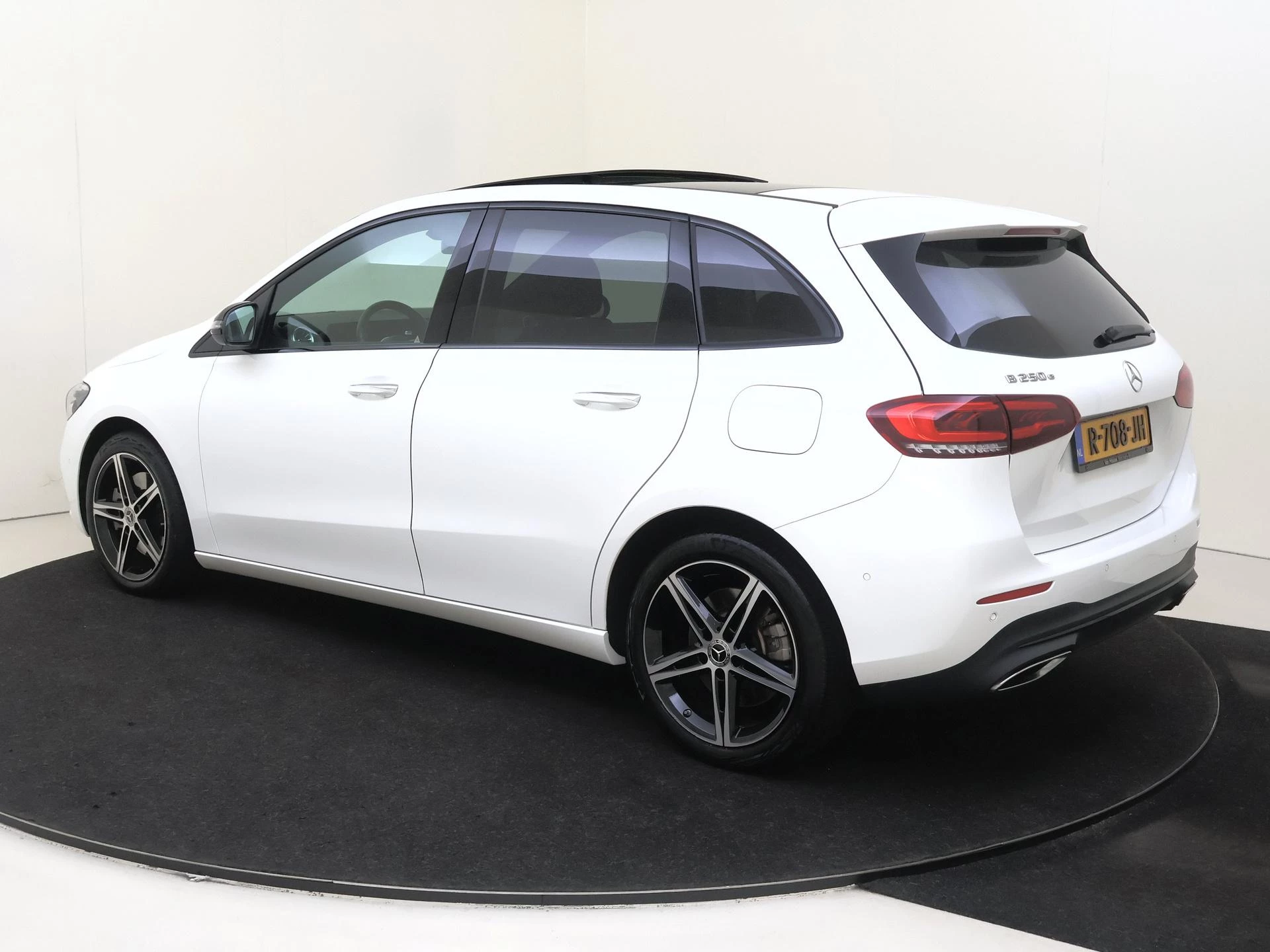 Mercedes-Benz B-Klasse 250 e Premium Plus