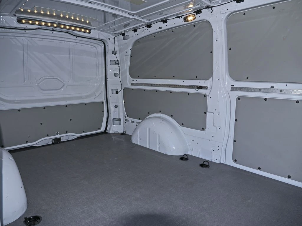 Mercedes-Benz-Vito 116-image-13