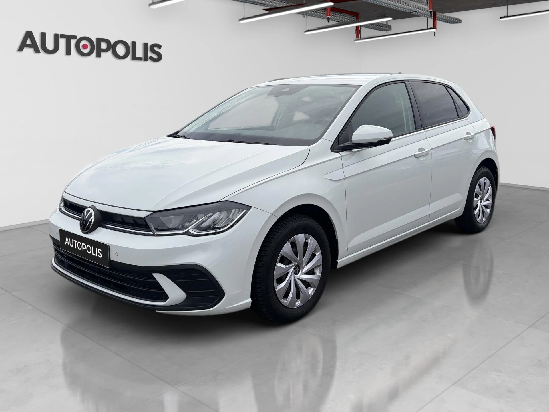 Volkswagen-Polo-image-0