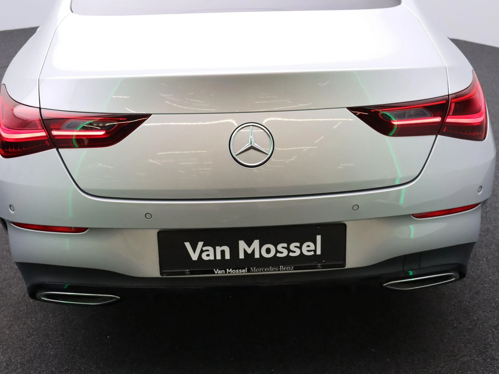 Mercedes-Benz-CLA-image-24