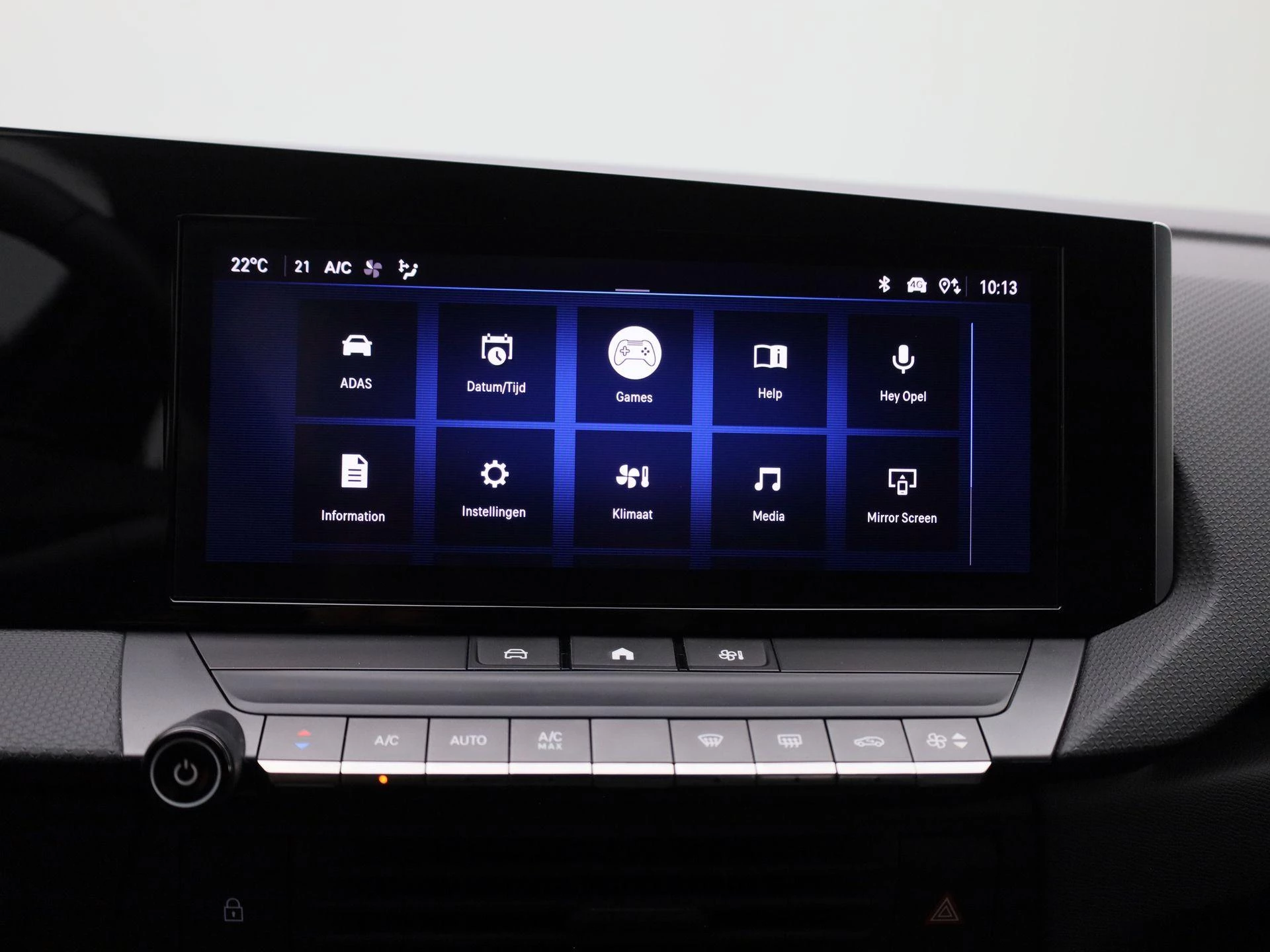 Opel-Astra-image-21