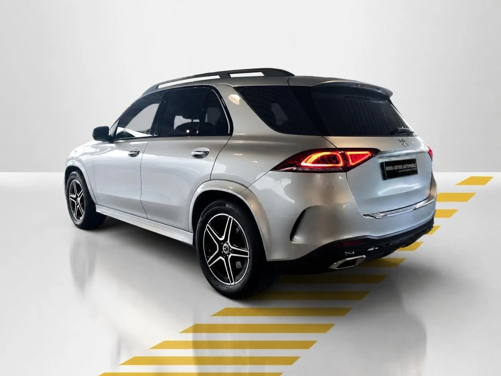 Mercedes-Benz-GLE 400 d-image-12