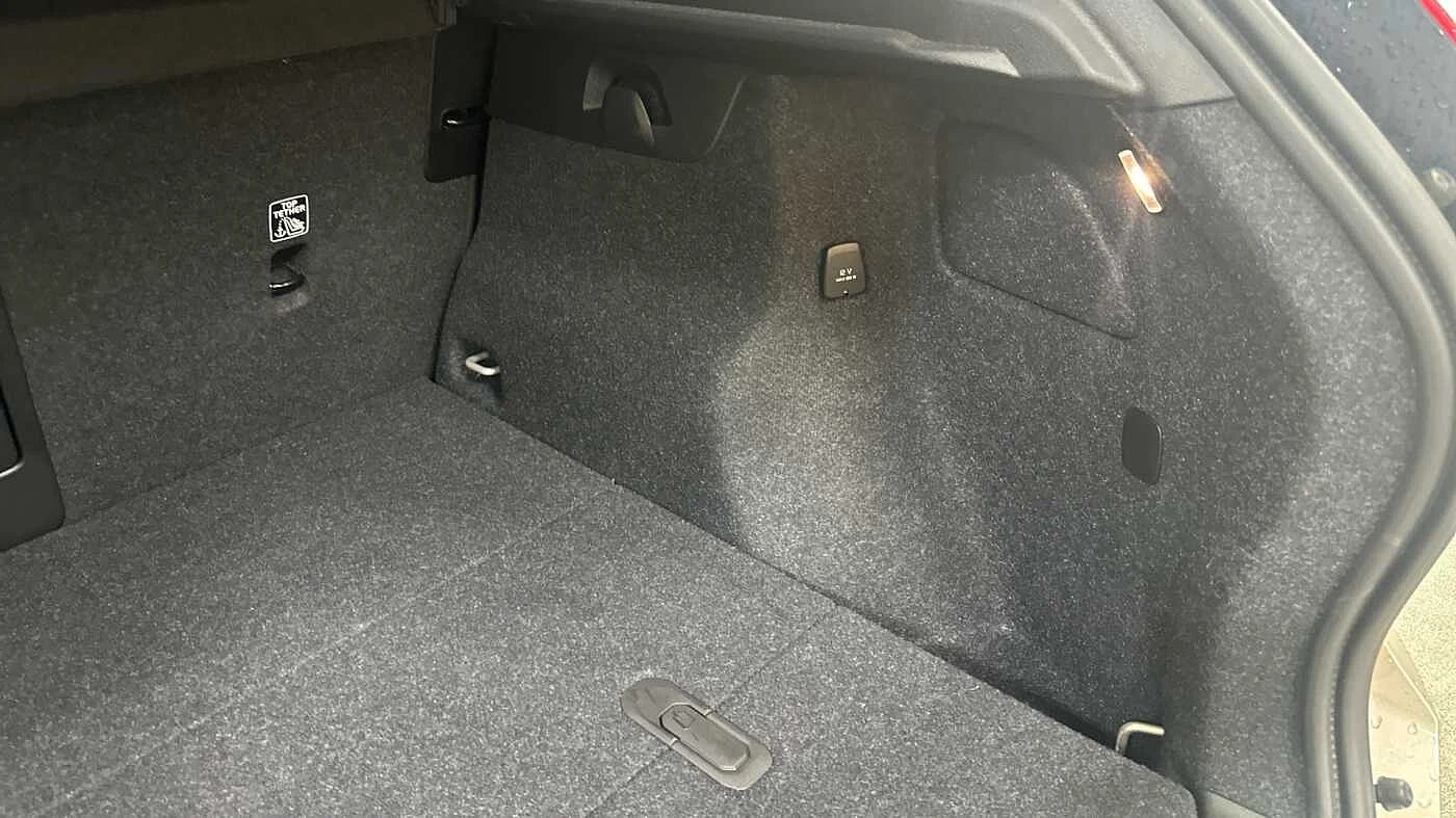 Volvo-XC40-image-16