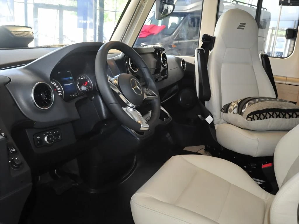 Hymer--image-6