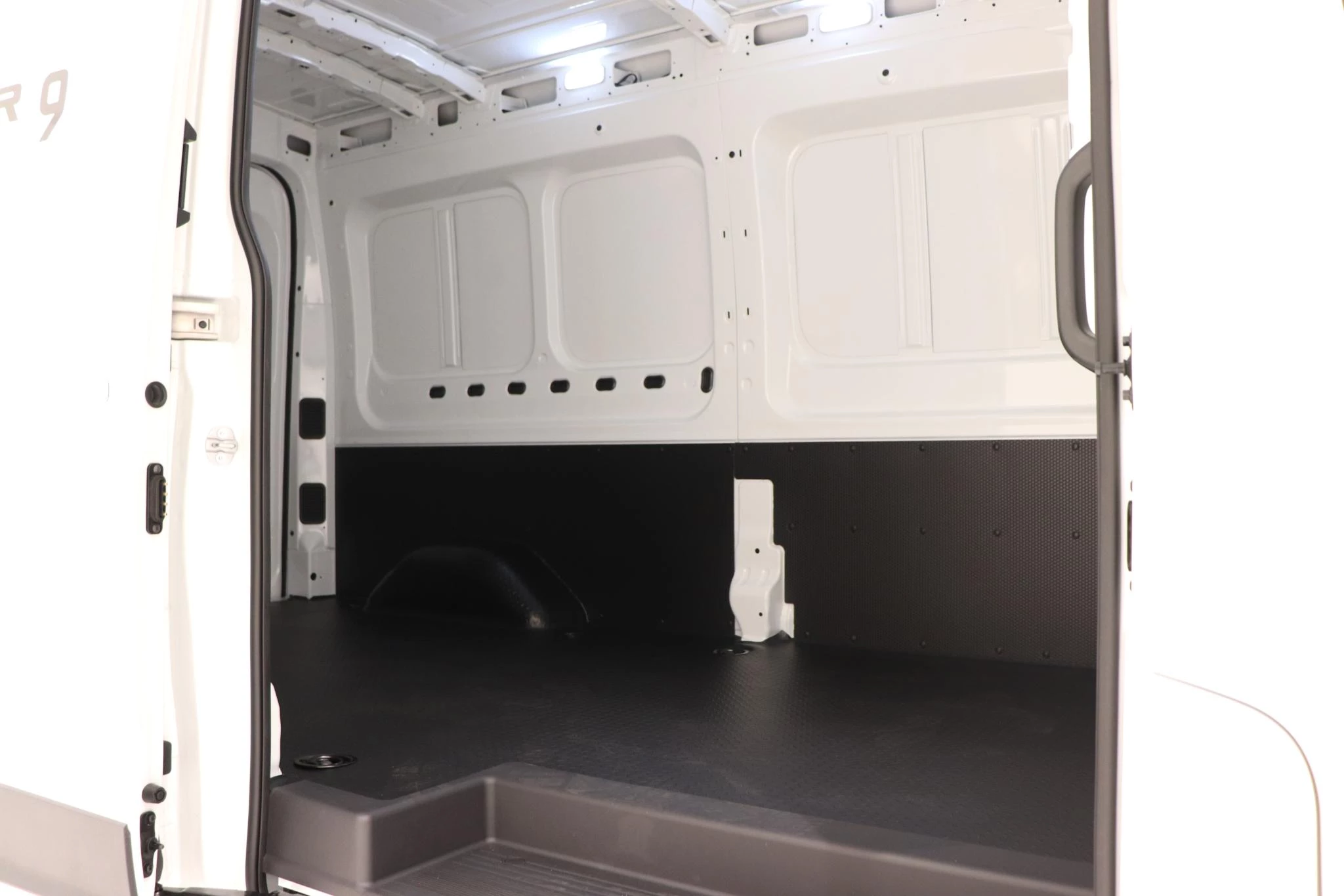 Maxus-eDeliver9-image-38