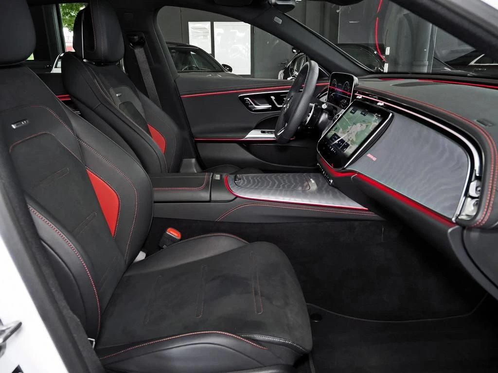 Mercedes-AMG-E-Klasse 53 AMG-image-14