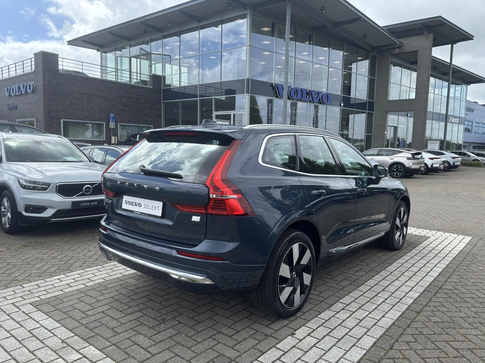 Volvo XC60 T6 Plug-in hybrid AWD Plus Bright