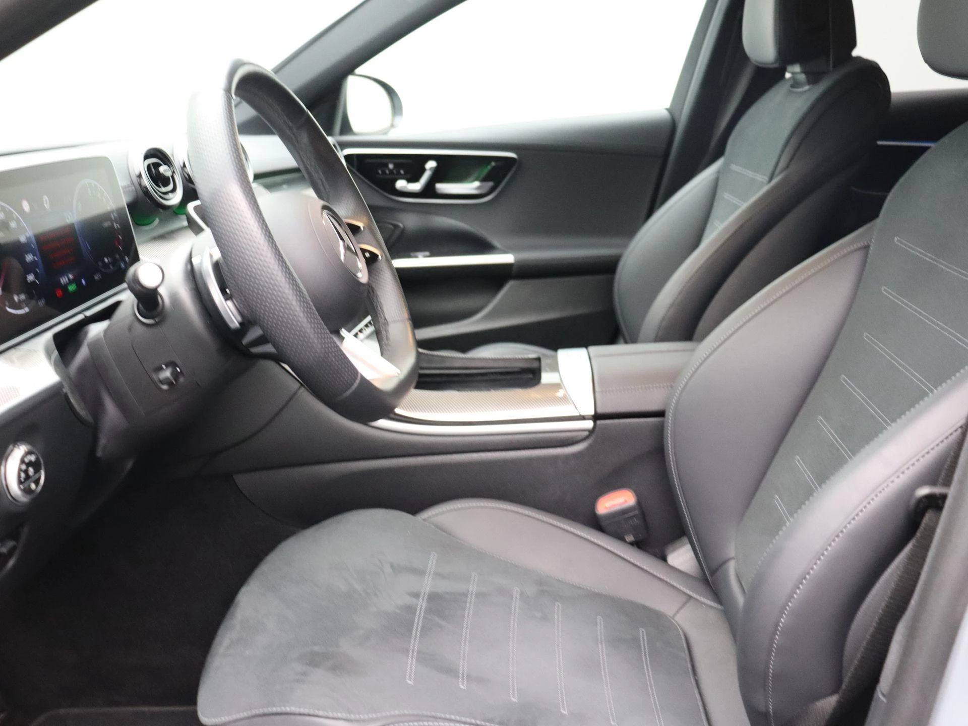 Mercedes-Benz Classe C 300 e AMG Line + TREKHAAK + NIGHTPAKKET + CARPLAY +