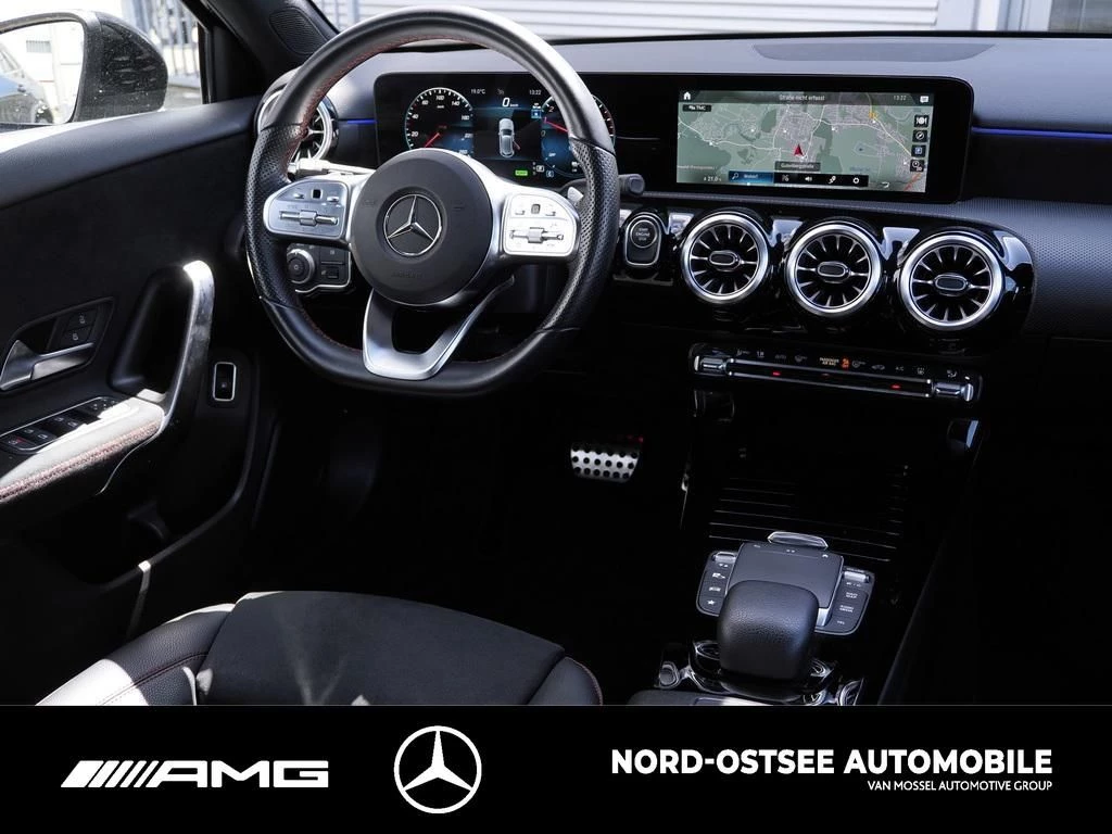 Mercedes-Benz A-Klasse 250 e AMG NAVI KAMERA NIGHT TEMPOMAT LED AMG Line