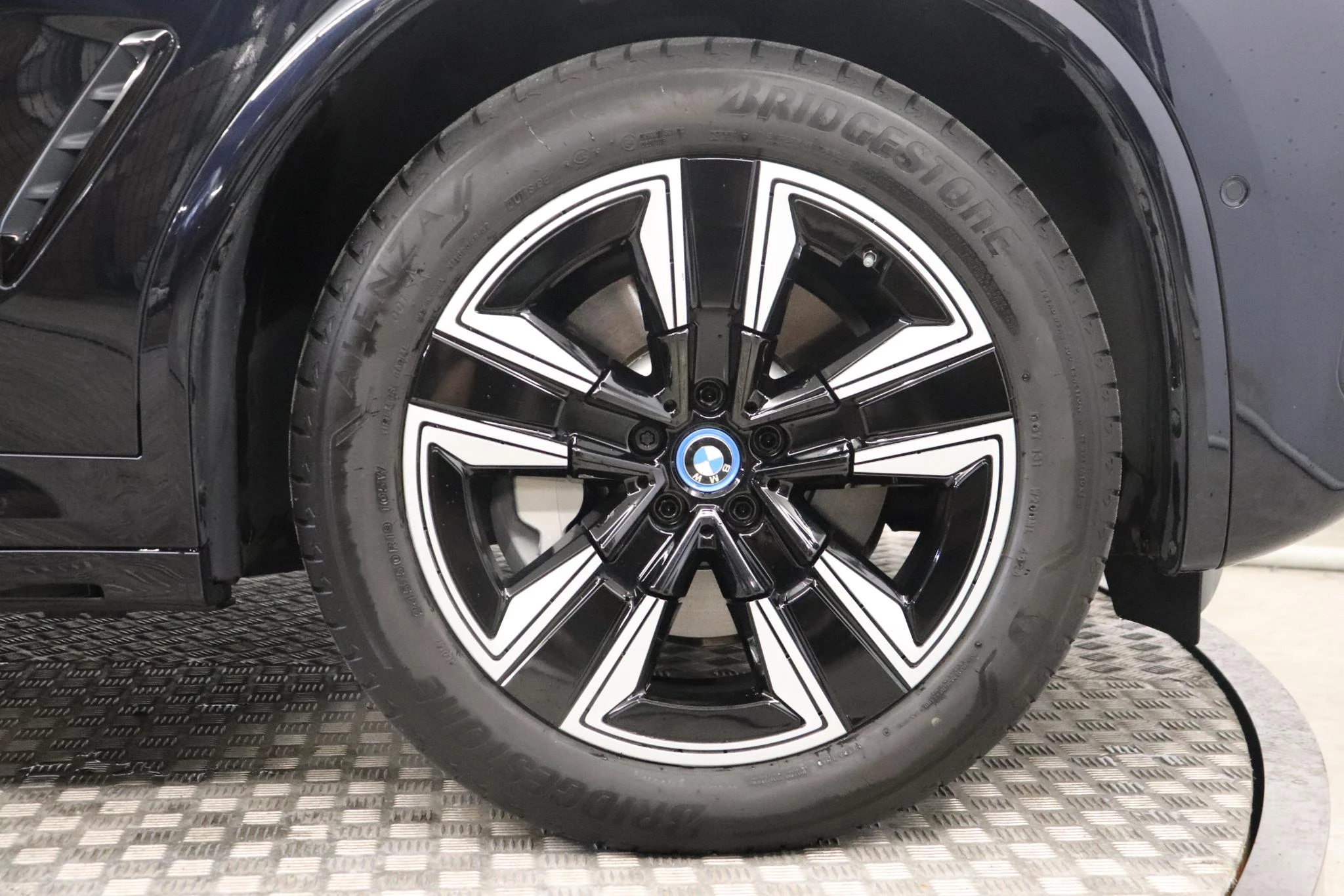 BMW iX3 iX3