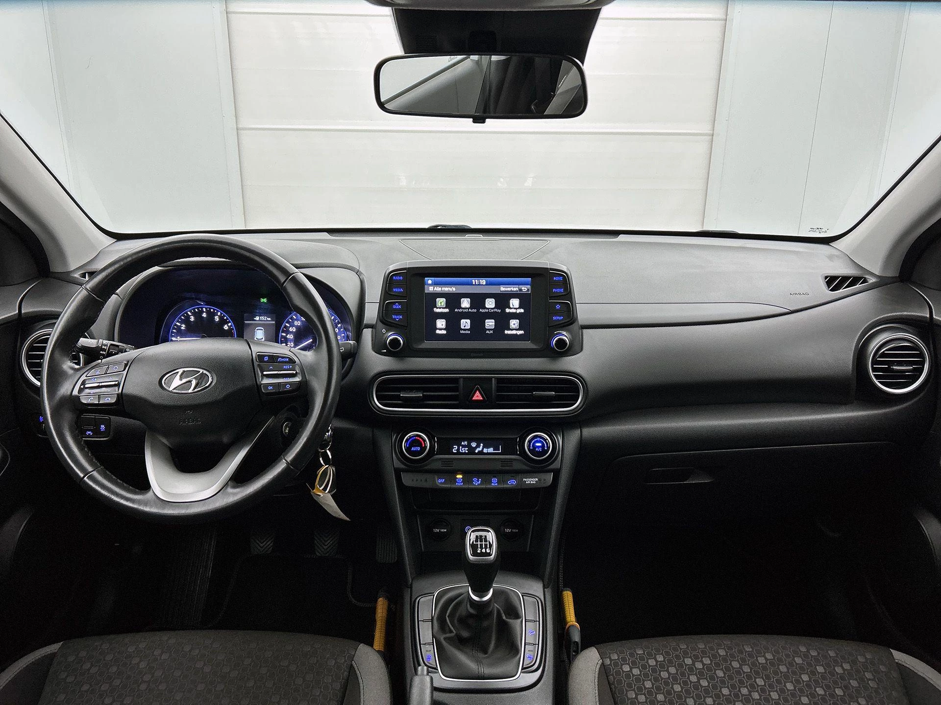 Hyundai-Kona-image-17