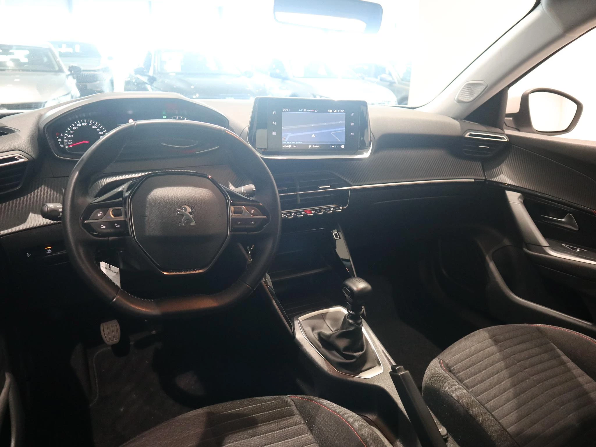 Peugeot-2008-image-10