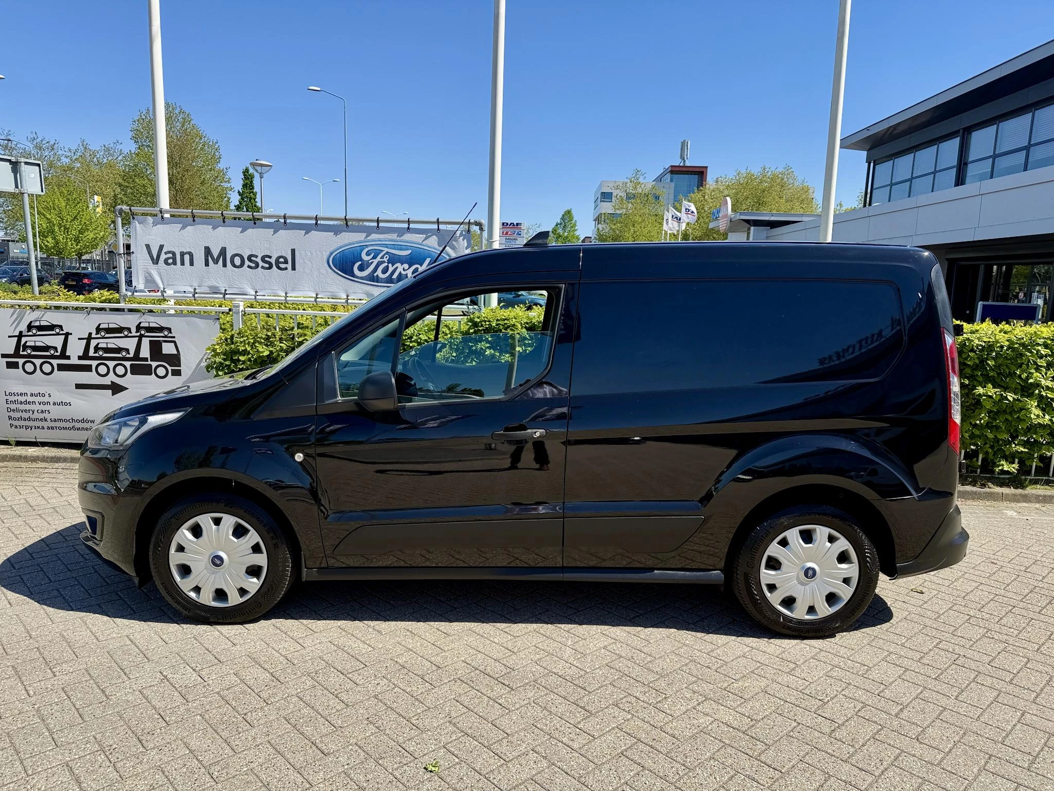 Ford-Transit Connect-image-1
