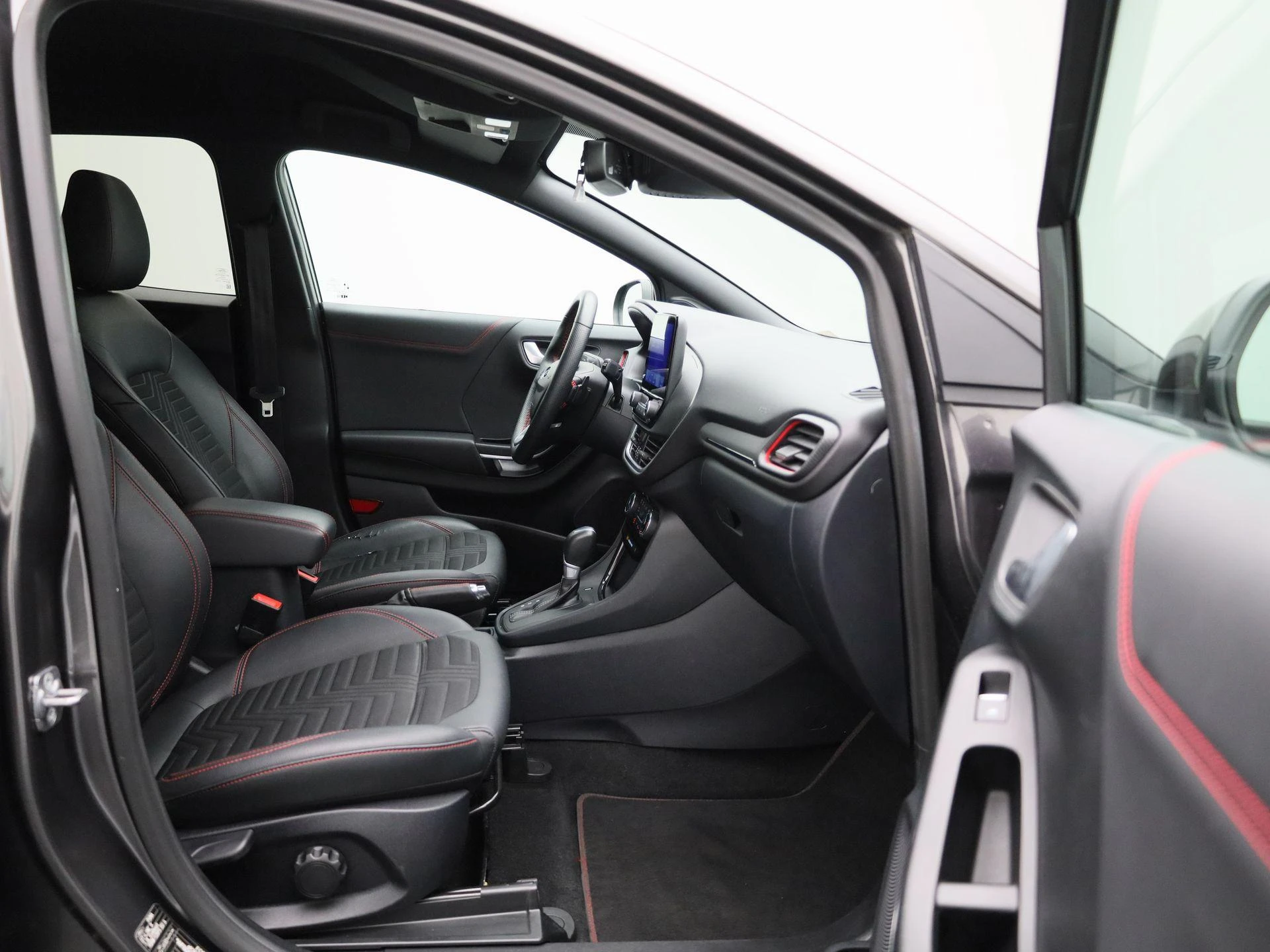 Ford-Puma-image-35