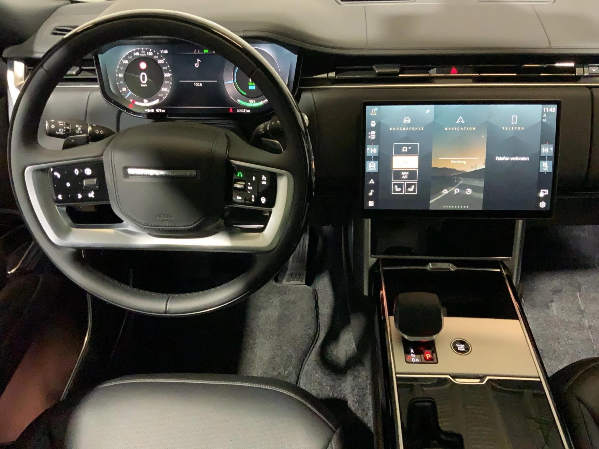 Land Rover-Range Rover-image-11